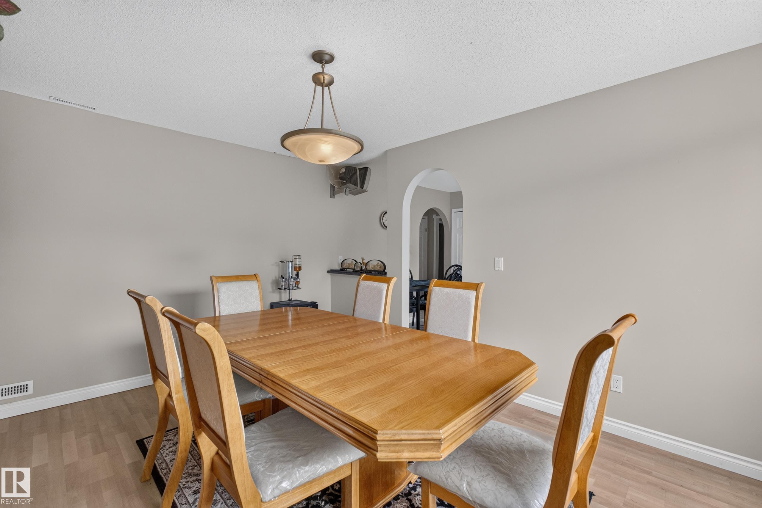 Photo 33 at 3841 62 Street NW, Greenview, Edmonton