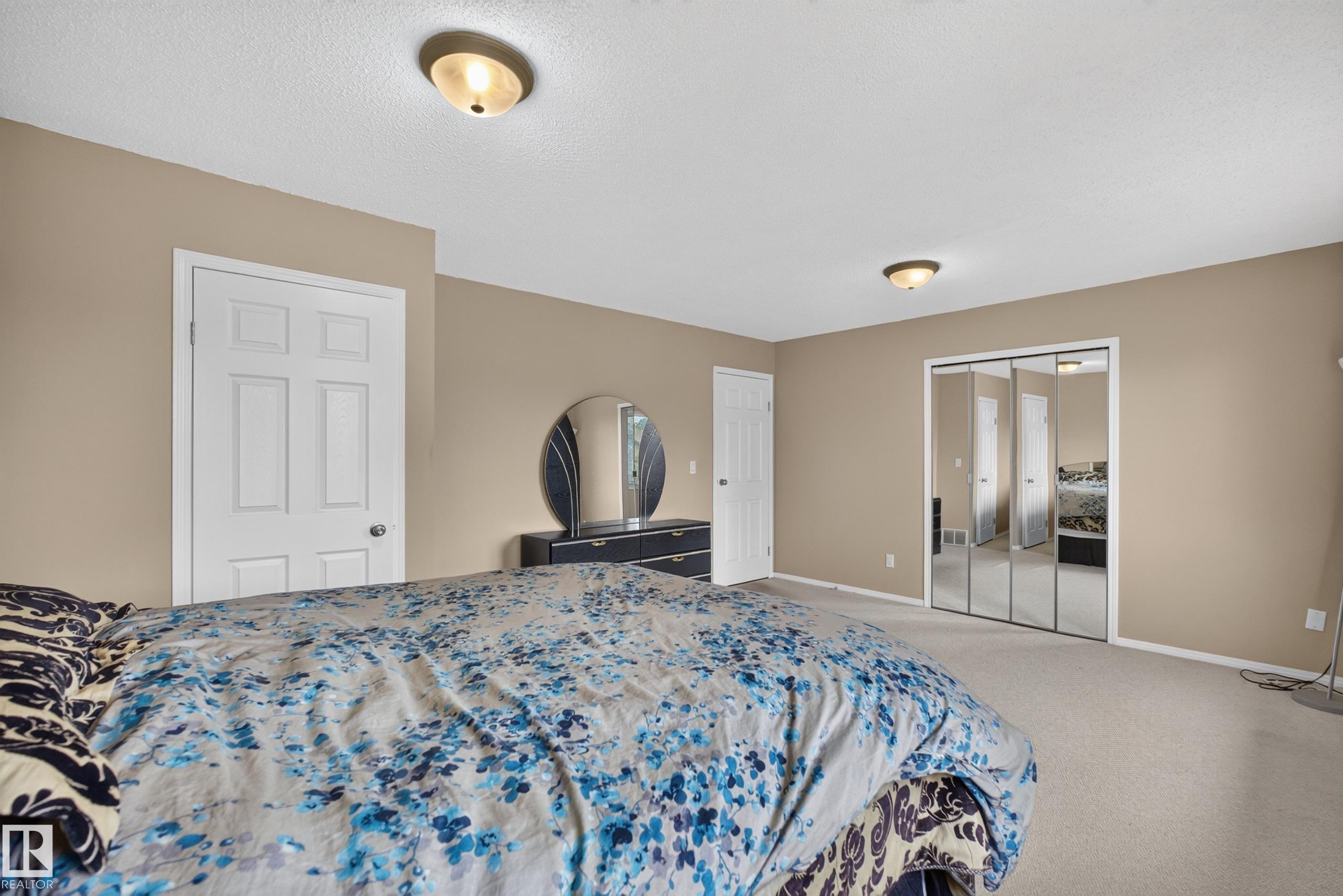 https://zimg.paragon.ice.com/ParagonImages/Property/PM/RAE/225410504/39/0/0/9b1e70e012fe6e5a7fb0ba3c01ef2191/1/5ec3a91cbbb11a18734d0c762f042578/225410504-a25ffa3d-2a5b-4e89-ba40-660a3ed5e140.JPG