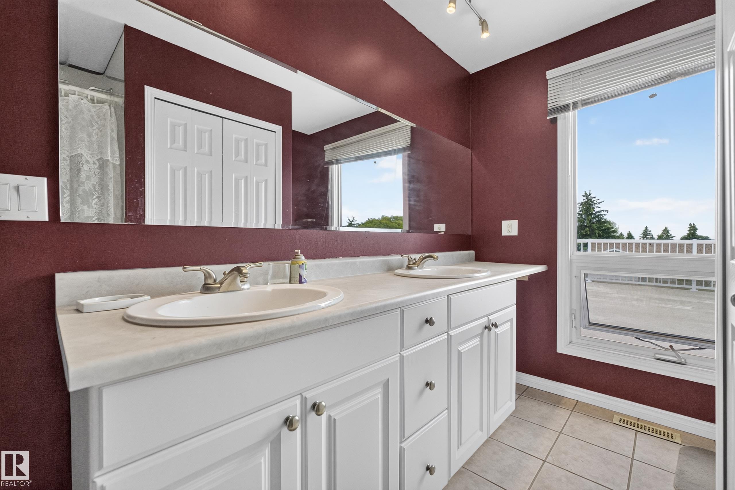 Photo 51 at 3841 62 Street NW, Greenview, Edmonton