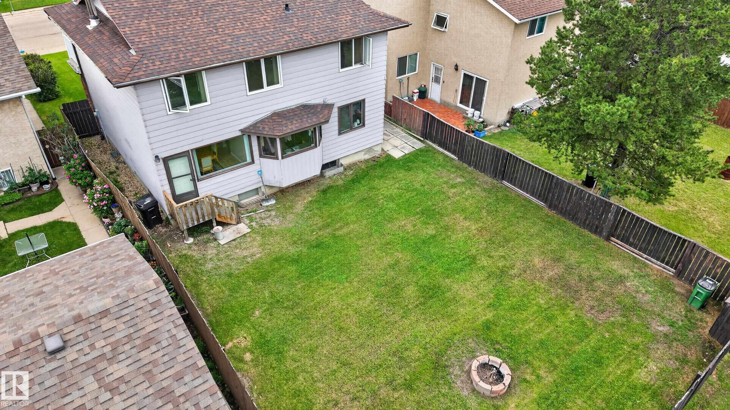 Photo 9 at 3841 62 Street NW, Greenview, Edmonton