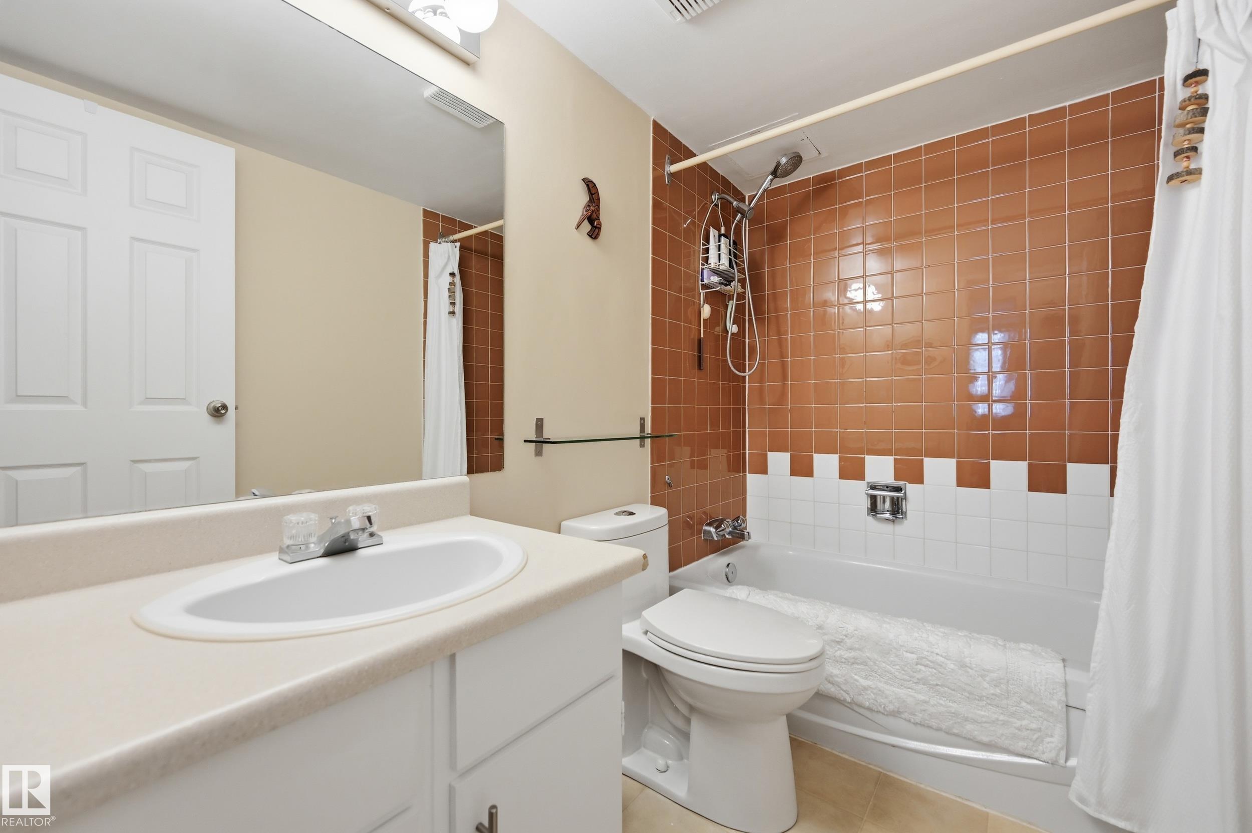 https://zimg.paragon.ice.com/ParagonImages/Property/PM/RAE/225410519/16/0/0/c9eb918a6819faf222a73e5ce388c55b/1/f21b960abfb616183f9d5c6205891d76/225410519-2d72f6ec-372d-442c-994f-b151b488dbd5.JPG