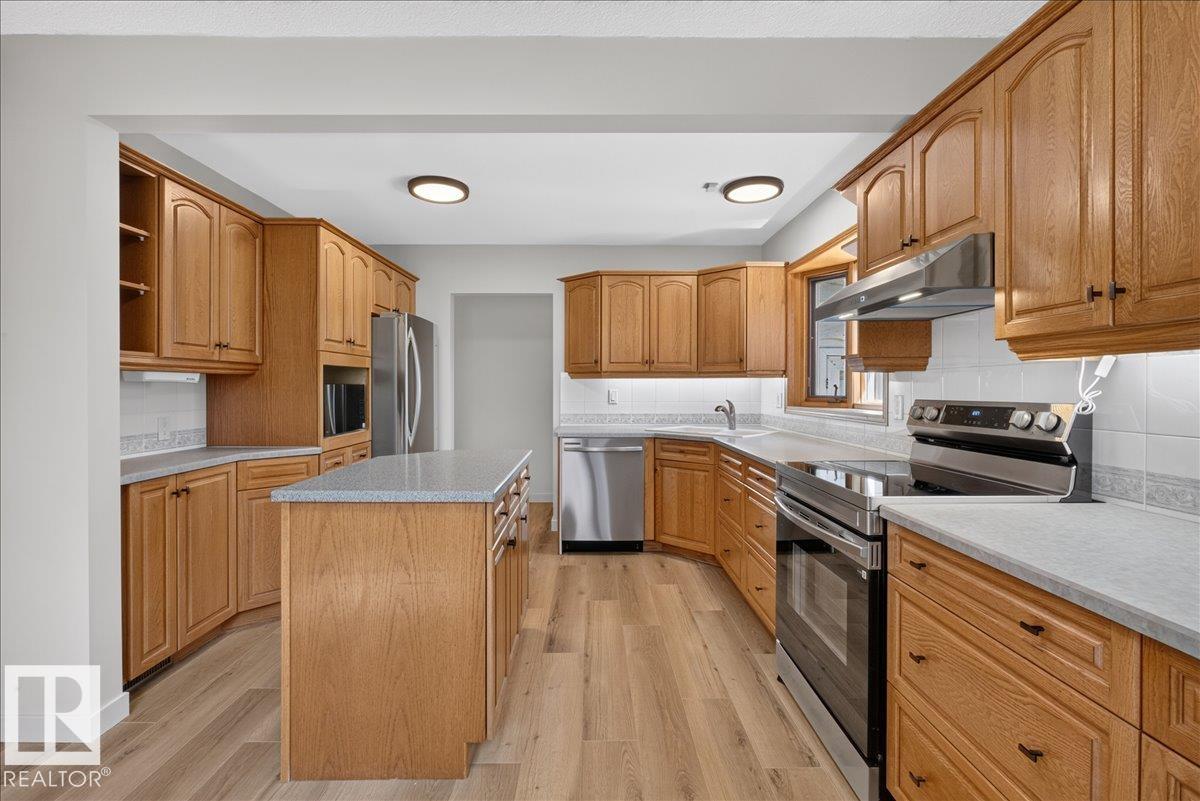 https://zimg.paragon.ice.com/ParagonImages/Property/PM/RAE/225410554/14/0/0/f078f1bdfc2a8480fb9658bb3f881f86/1/b5d2c9d6796bf83508dfa84c6c306168/225410554-c78b79d6-ac5e-4d55-a213-6a2c0fc62aa6.JPG