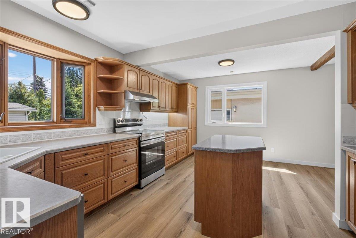 https://zimg.paragon.ice.com/ParagonImages/Property/PM/RAE/225410554/16/0/0/97beb720af1d6c50d8d9ce20a44ca0ca/1/b5d2c9d6796bf83508dfa84c6c306168/225410554-3d6f5456-bc4b-48d4-9bb6-698f9d791ecc.JPG