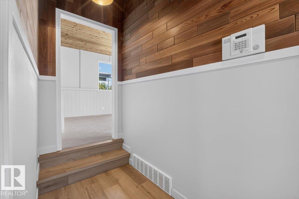 https://zimg.paragon.ice.com/ParagonImages/Property/PM/RAE/225410554/27/0/0/4748064a8ac95032e61ff7d567e10f1e/1/b5d2c9d6796bf83508dfa84c6c306168/225410554-4502f645-1e7a-4f42-a99a-e21686c7d038.JPG