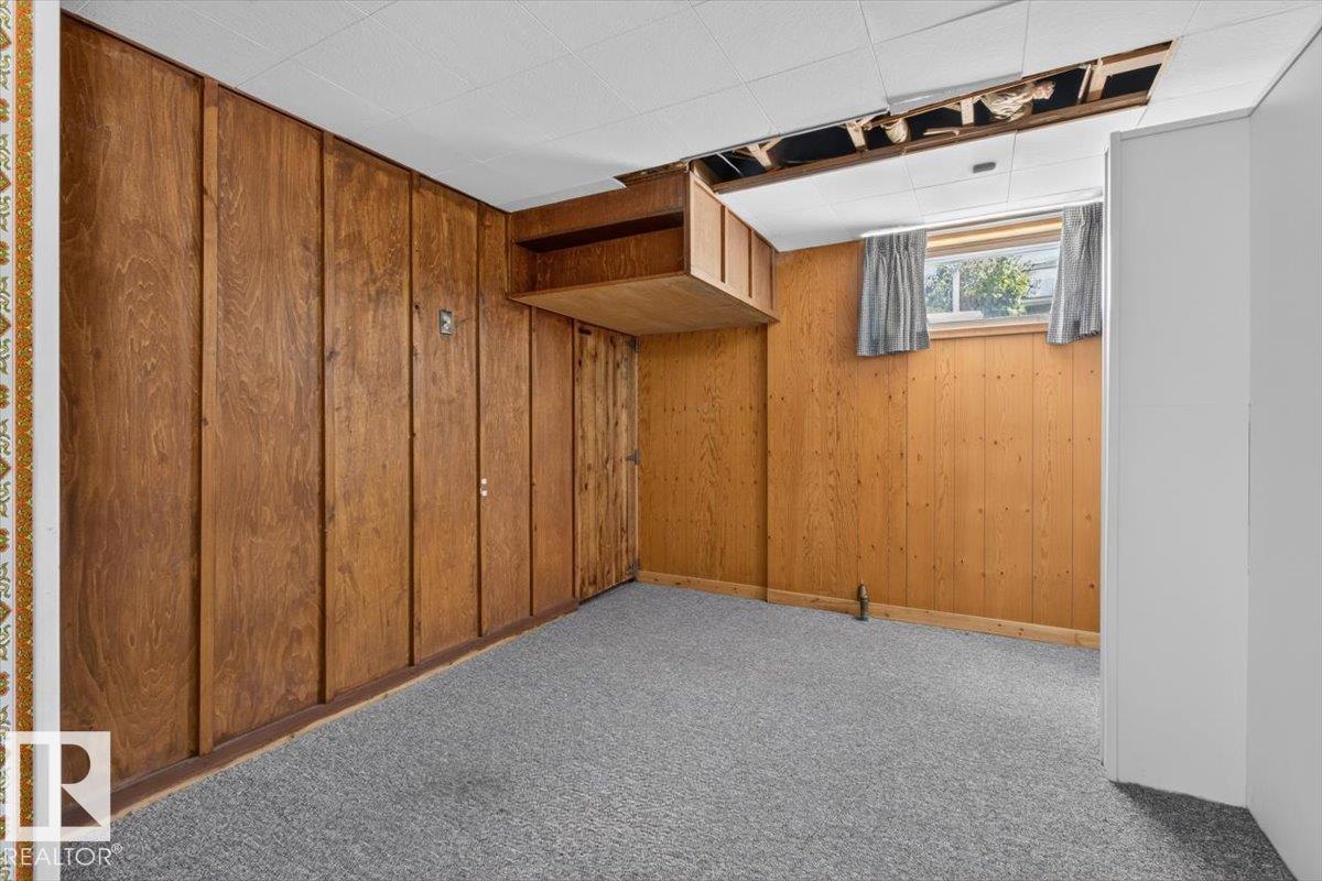 https://zimg.paragon.ice.com/ParagonImages/Property/PM/RAE/225410554/40/0/0/cfe059c1ba0e8a5b0809747101a578a6/1/b5d2c9d6796bf83508dfa84c6c306168/225410554-08b4a1e2-6a11-403b-b844-d2a74ae6d229.JPG