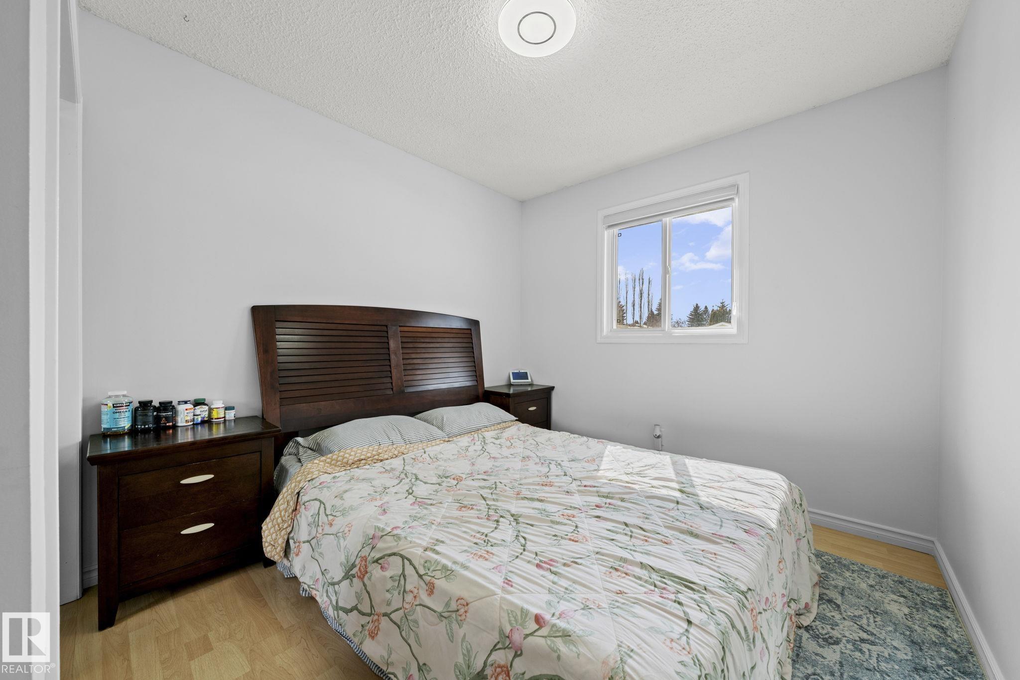 Photo 19 at 5418 17a Avenue NW, Meyokumin, Edmonton