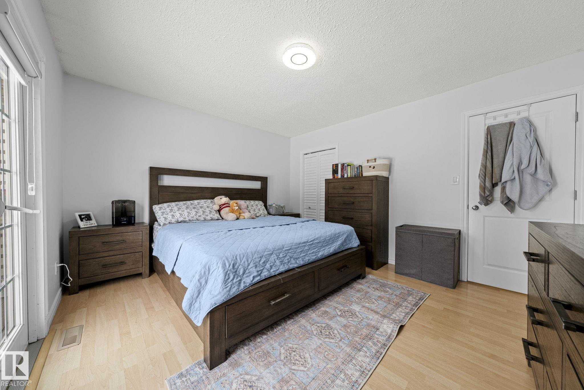 Photo 22 at 5418 17a Avenue NW, Meyokumin, Edmonton