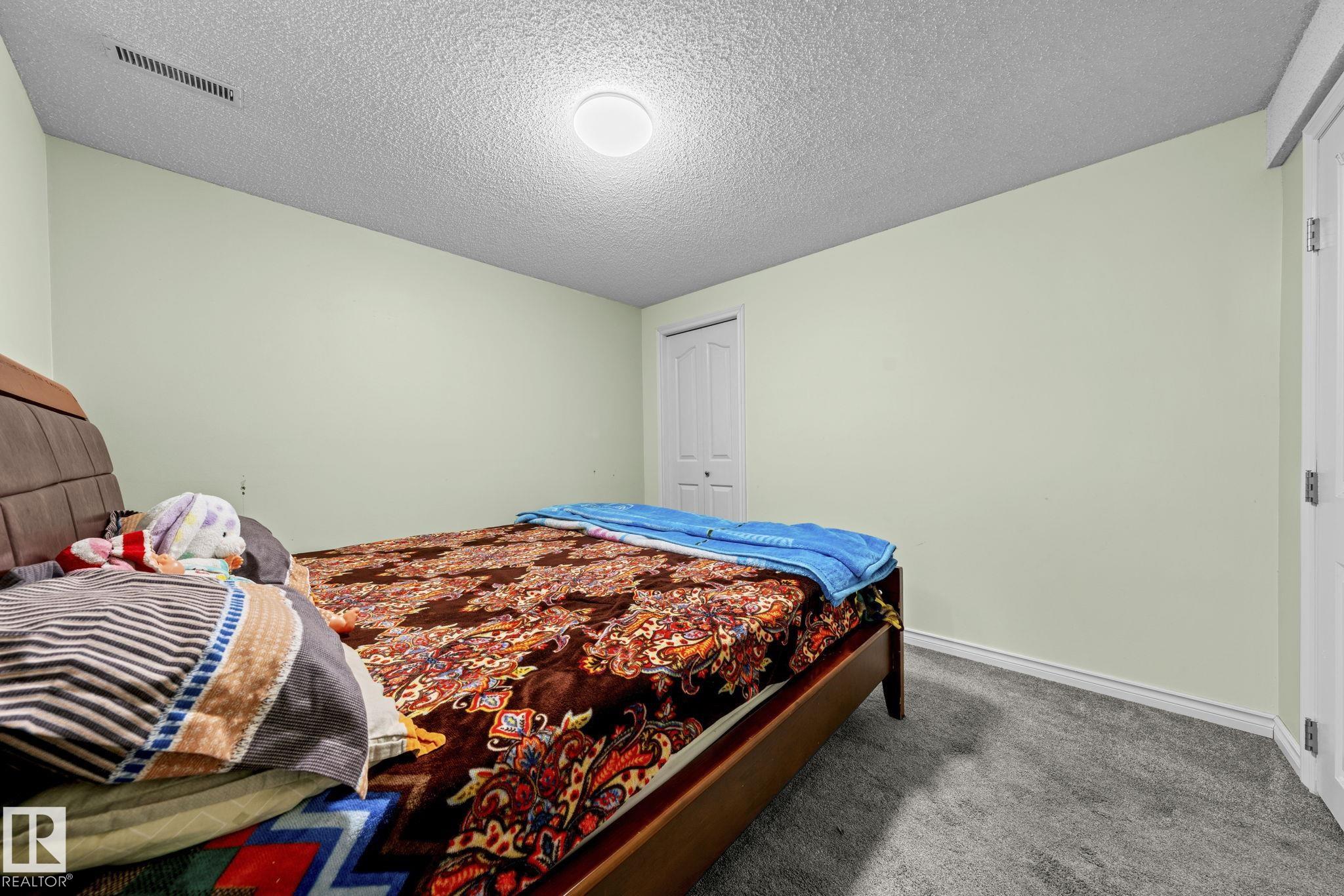 Photo 30 at 5418 17a Avenue NW, Meyokumin, Edmonton