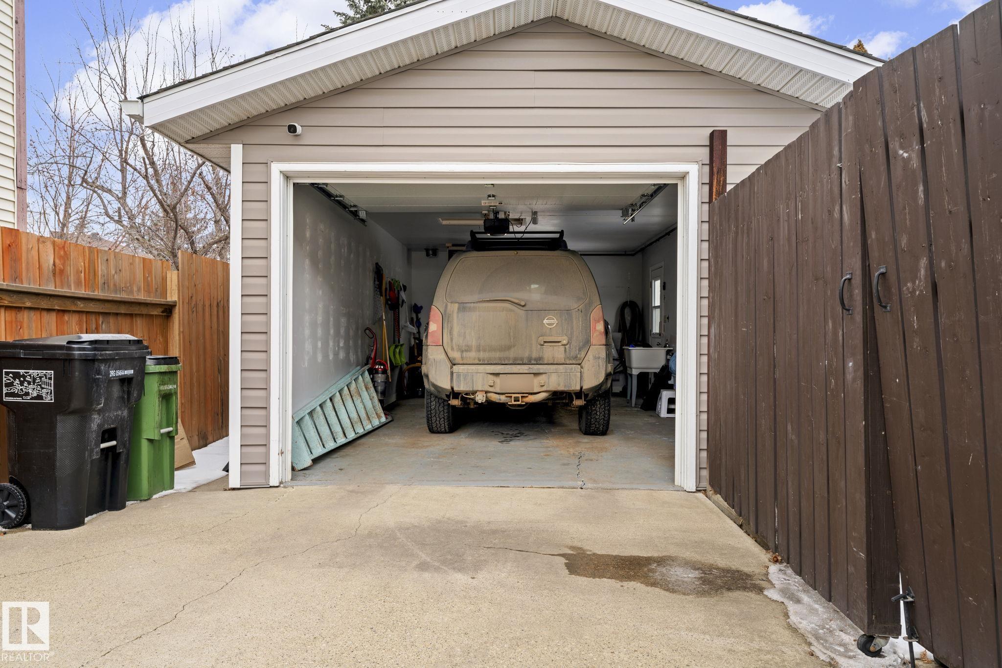 Photo 39 at 5418 17a Avenue NW, Meyokumin, Edmonton