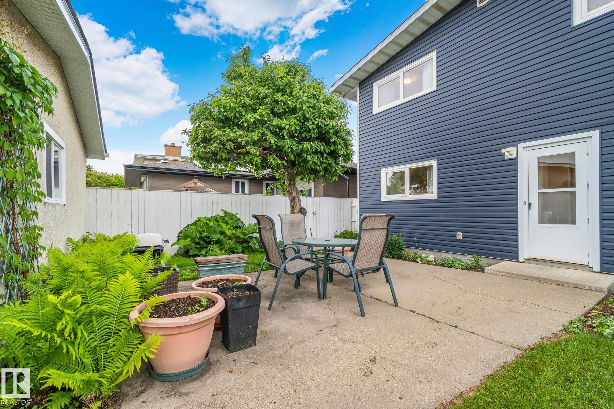 https://zimg.paragon.ice.com/ParagonImages/Property/PM/RAE/225410559/30/0/0/36f41d02b0ef3d991255ced5fd424da9/1/4a00bf884f35ff92de289f96ccdeb5de/225410559-29654b87-617d-434e-b0ae-fd34c6342b26.JPG