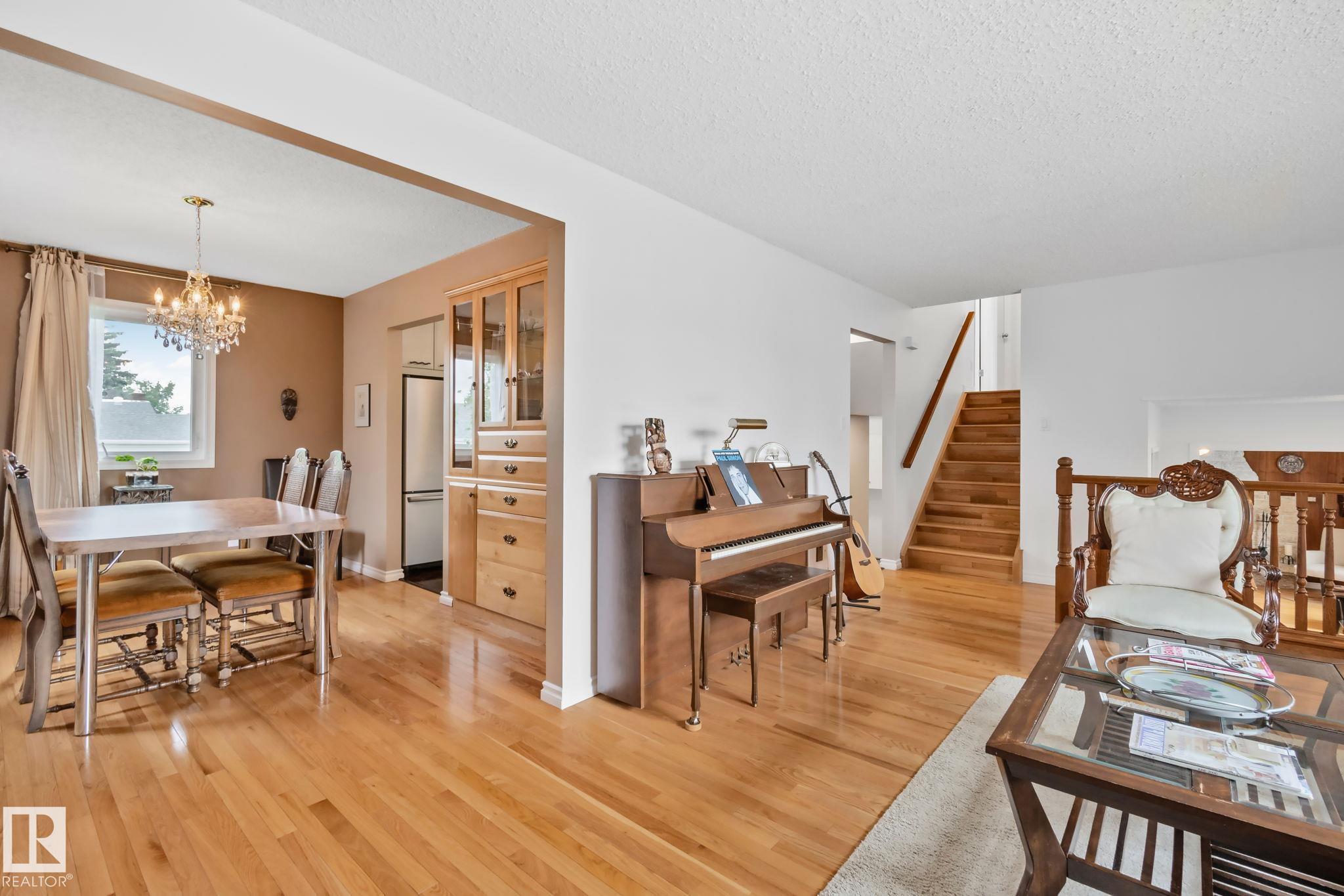 Picture for 10715 33 AV NW
