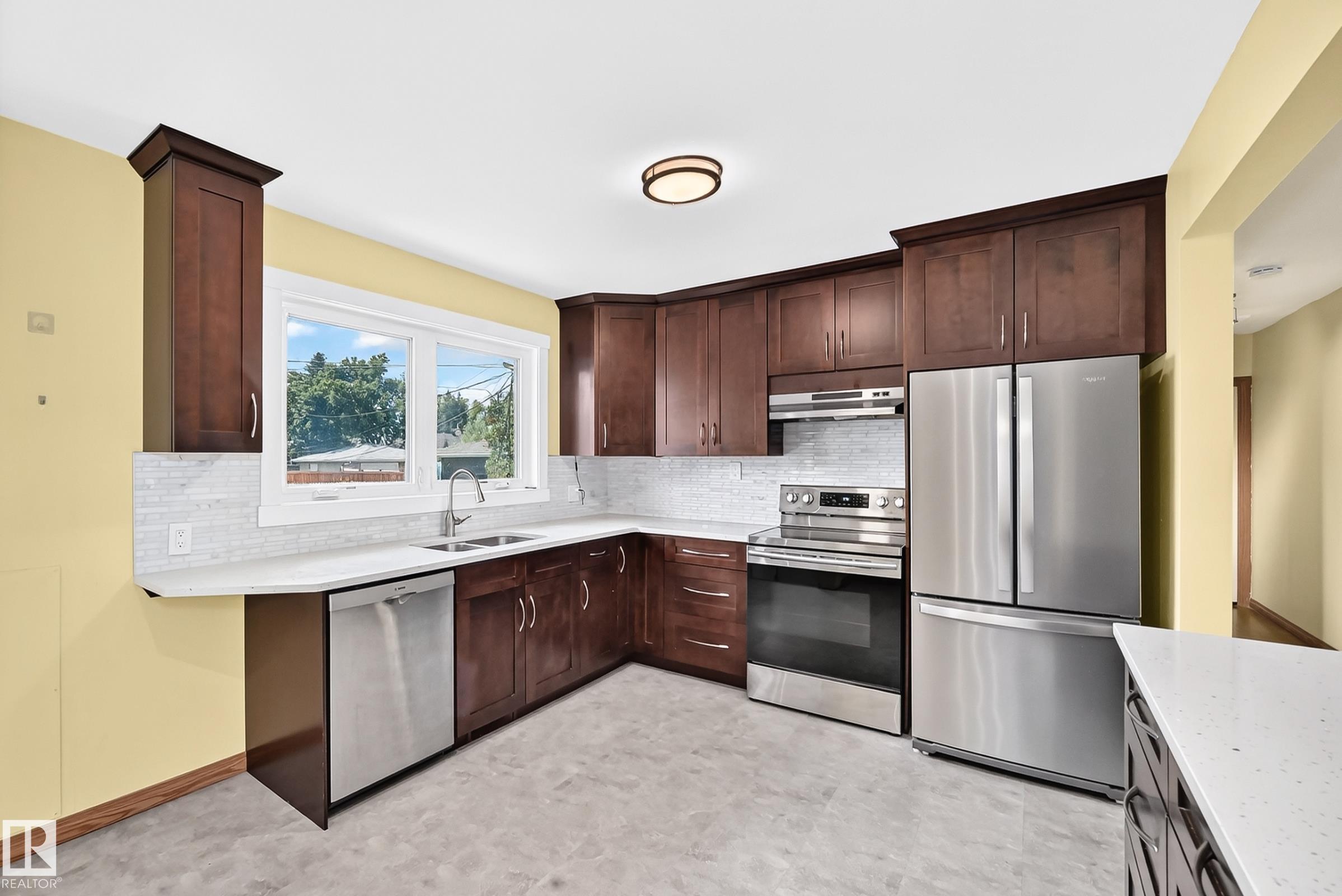 Picture for 7032 81 ST NW