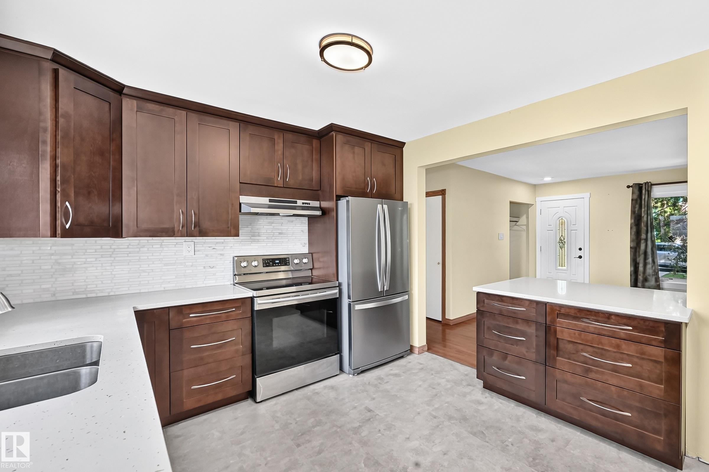 Picture for 7032 81 ST NW