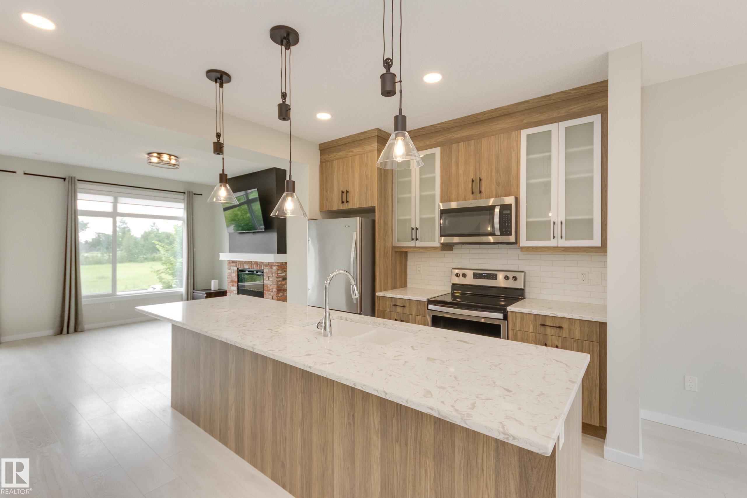 https://zimg.paragon.ice.com/ParagonImages/Property/PM/RAE/225410568/20/0/0/7768b200db753e3bb2dca5c264cc8c02/1/31a4d55463c6dc5058ad326d0b7dcd06/225410568-296c8f24-51bd-4597-9704-d16a8505f83f.JPG