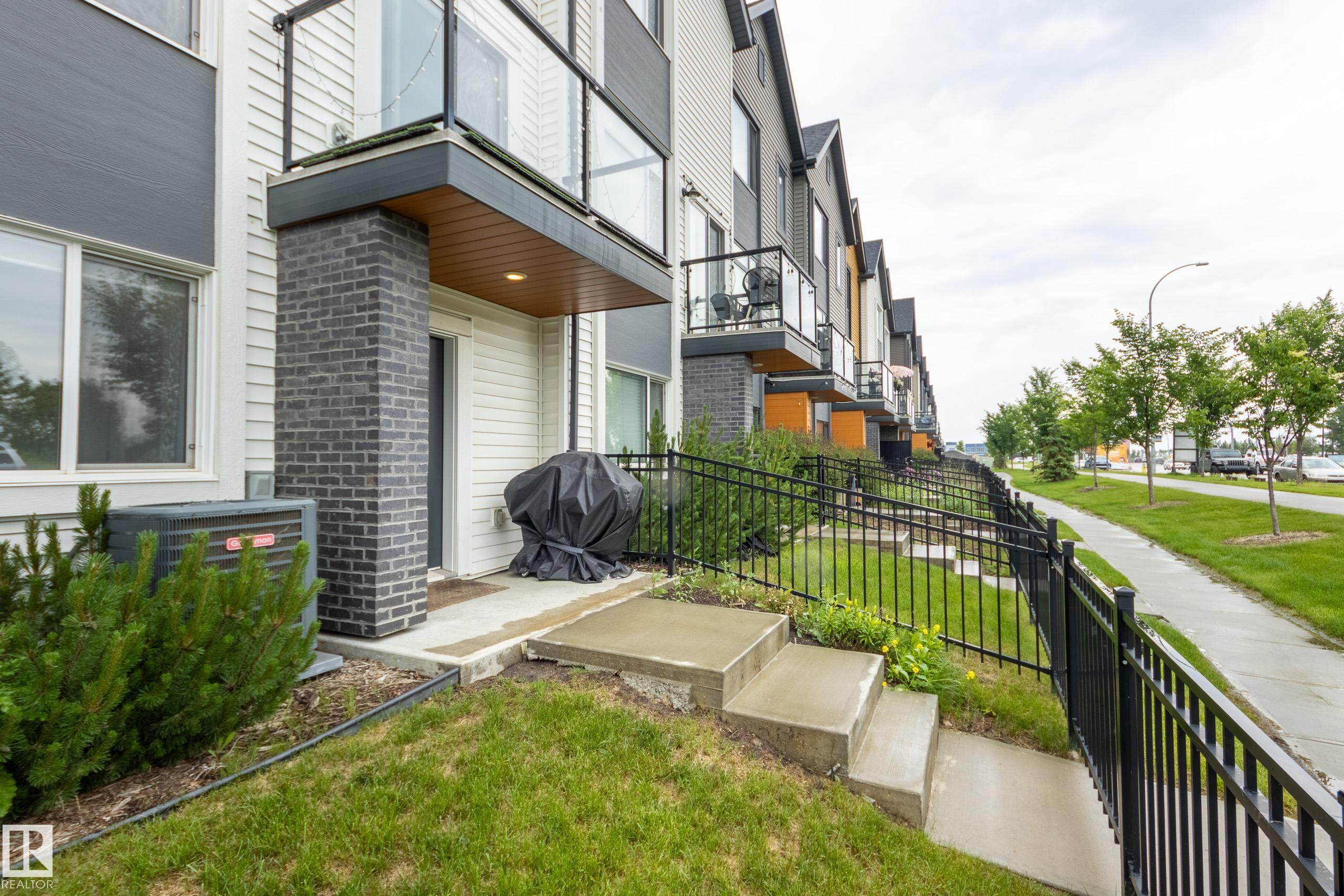 https://zimg.paragon.ice.com/ParagonImages/Property/PM/RAE/225410568/53/0/0/8efa89698429e2250db3ed14c6b1cfc9/1/31a4d55463c6dc5058ad326d0b7dcd06/225410568-667aeca7-9acf-45ff-9154-0dda99ddd608.JPG