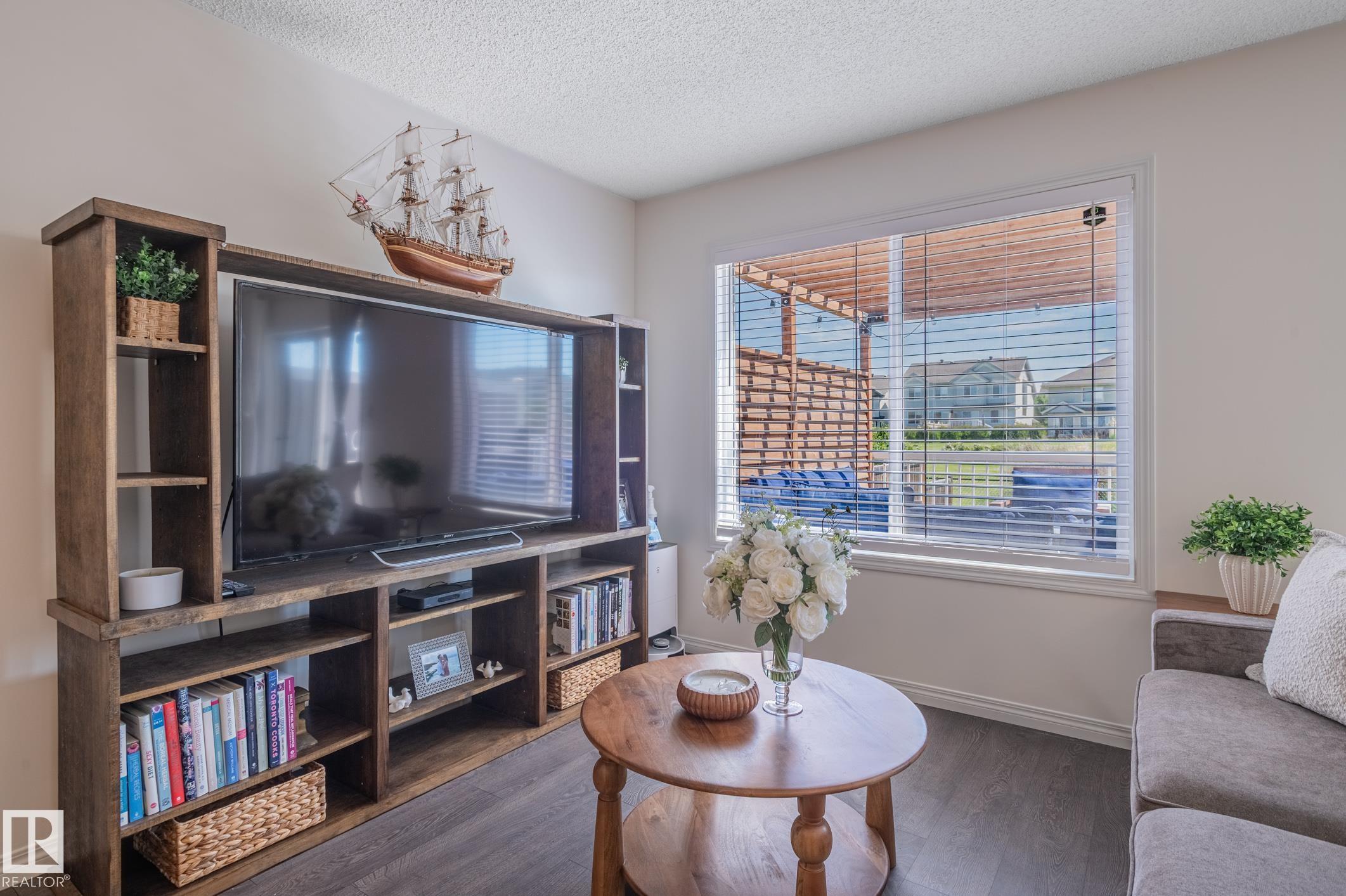 https://zimg.paragon.ice.com/ParagonImages/Property/PM/RAE/225410578/16/0/0/f3a72657005909d1cb55c4c62554473d/1/a896be8ef000ec018ebffbc592fd591c/225410578-56dad2e4-dadb-4996-aa67-3f3817b5ceb5.JPG