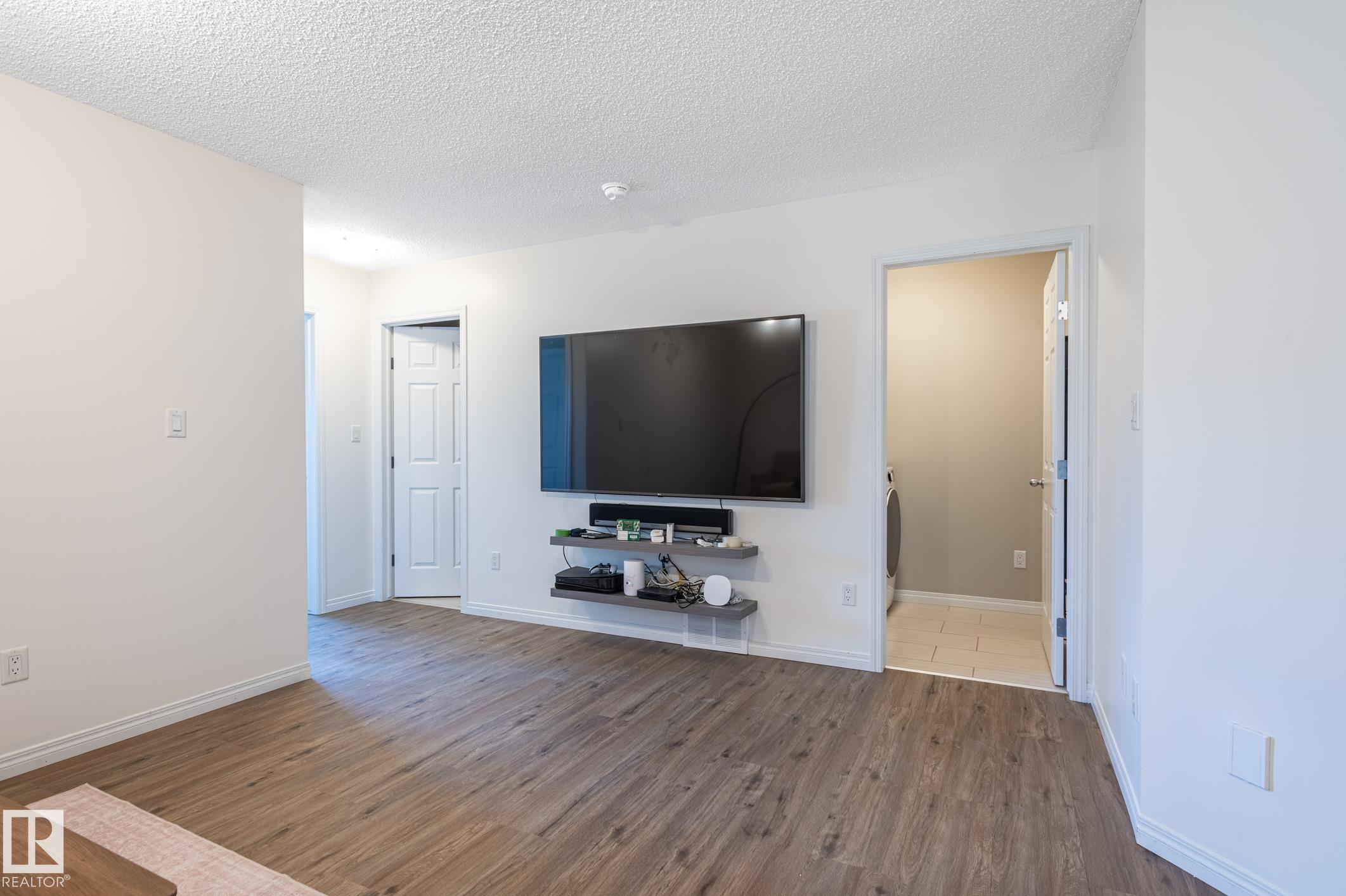 https://zimg.paragon.ice.com/ParagonImages/Property/PM/RAE/225410578/33/0/0/7aeb105192c7dee7cbeeb37438b39d14/1/a896be8ef000ec018ebffbc592fd591c/225410578-0a623abe-54a5-449c-b490-6f34786c5f89.JPG