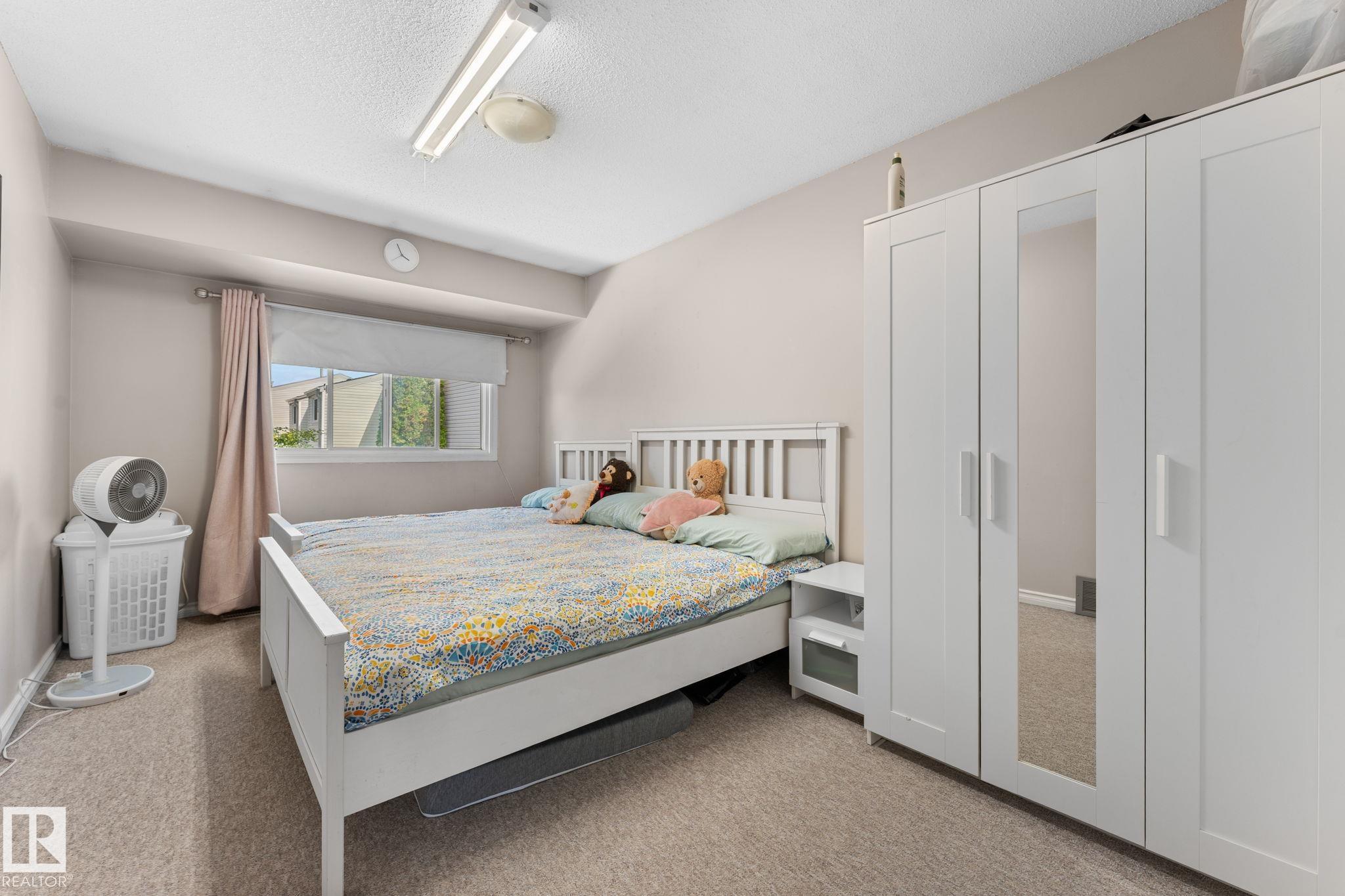 https://zimg.paragon.ice.com/ParagonImages/Property/PM/RAE/225410588/21/0/0/fd756c1adcbc6efae21194ebc377d0d4/1/40627dd28ebc5afe3a8cf1a27bb99564/225410588-2a8e18ed-f074-4c70-83e7-429a96de7f3c.JPG
