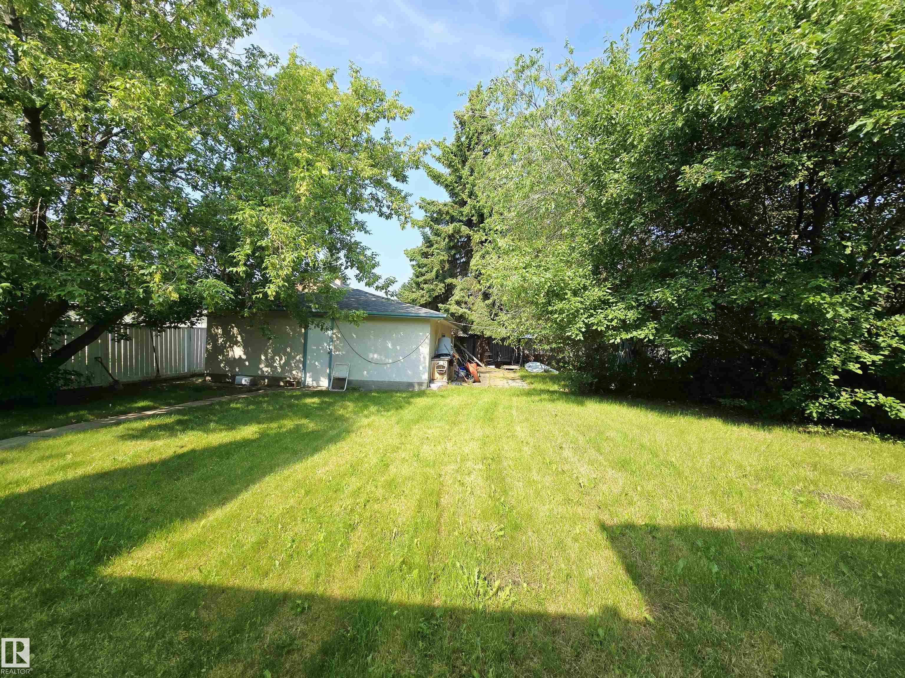 Picture for 5012 143 ST NW