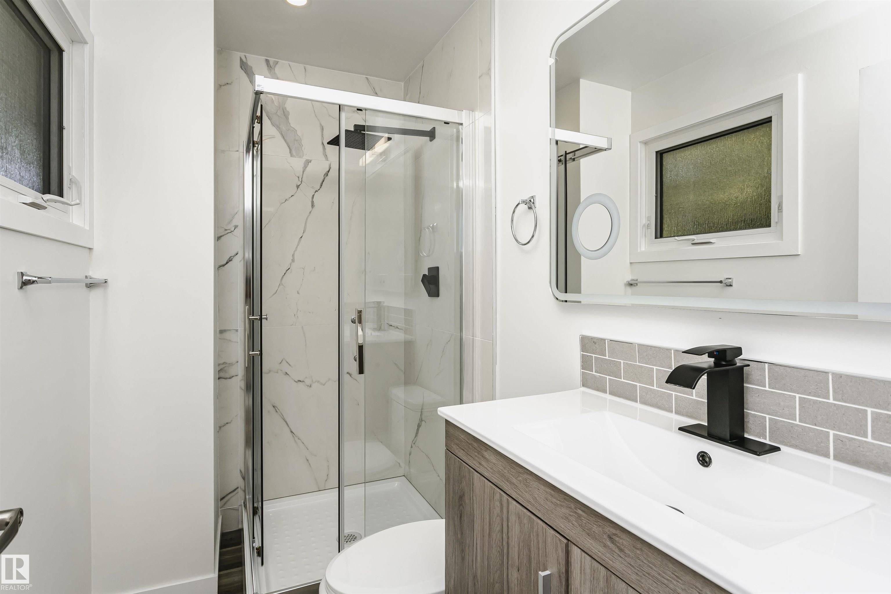 Photo 26 at 17716 84 Avenue NW, Thorncliffe, Edmonton