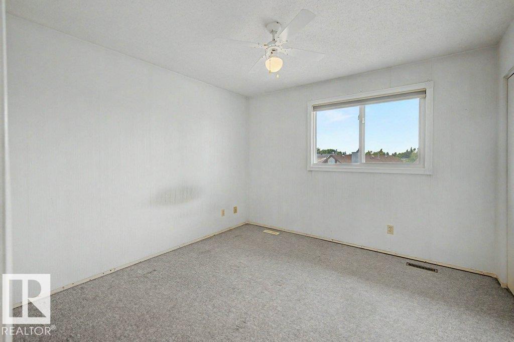 Photo 26 at 3610 42 Avenue NW, Kiniski Gardens, Edmonton