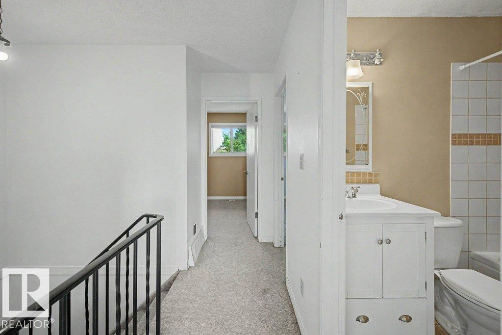 Photo 28 at 3610 42 Avenue NW, Kiniski Gardens, Edmonton