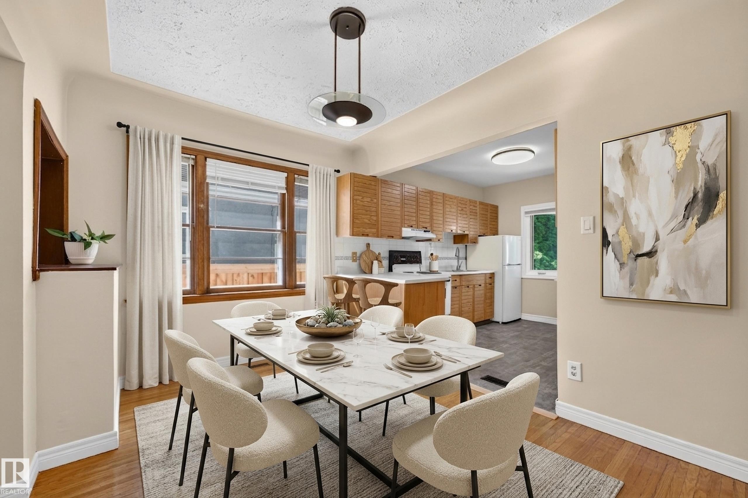 https://zimg.paragon.ice.com/ParagonImages/Property/PM/RAE/225410602/11/0/0/f78cd0b78166ee279e1296b325bf6314/1/514fbc124058ace6385fb24dfcf2e254/225410602-94b10f5d-ecf2-48a4-a3f8-5375665145e7.JPG