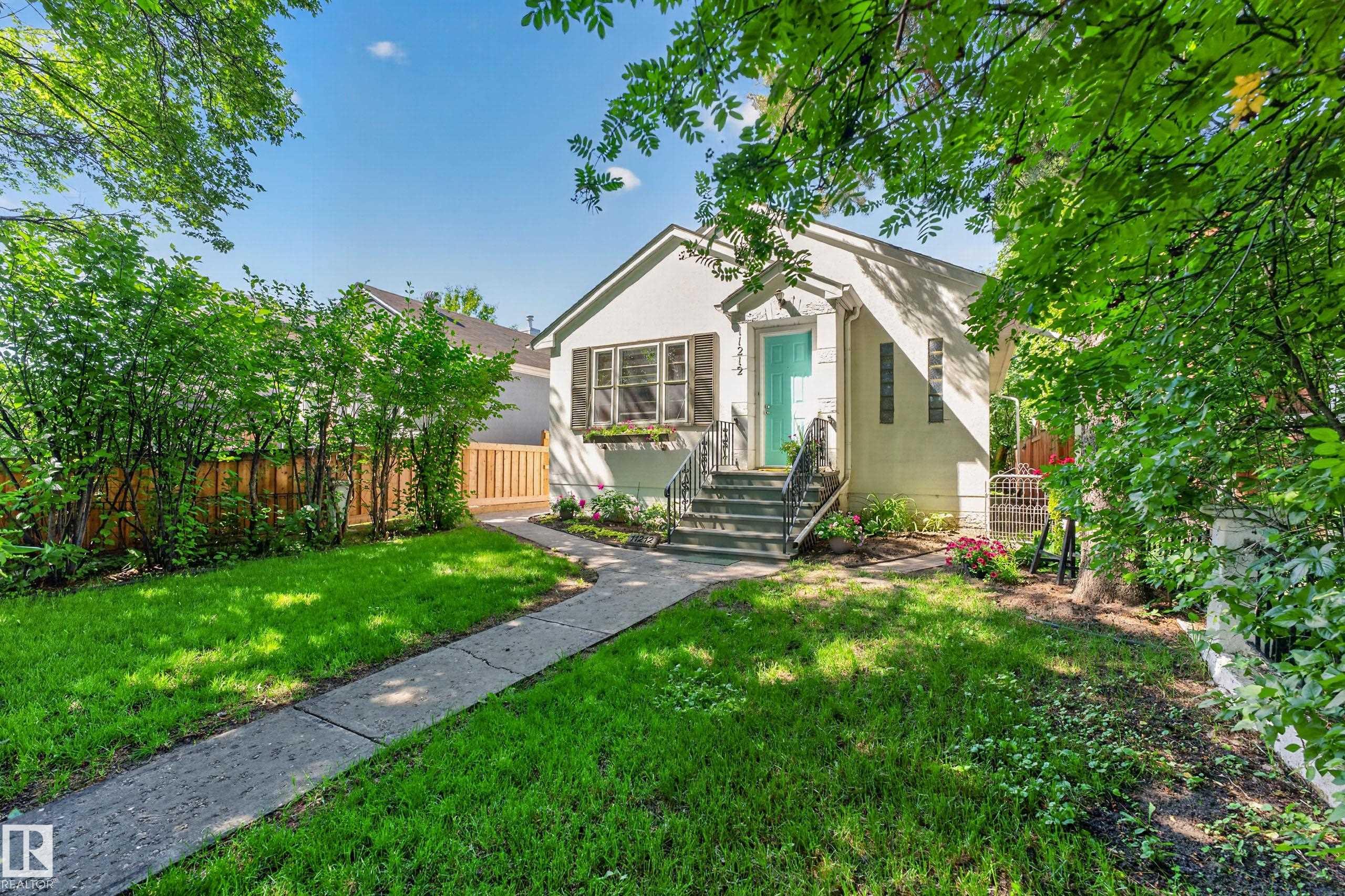 https://zimg.paragon.ice.com/ParagonImages/Property/PM/RAE/225410602/2/0/0/f9107e77018ff135080126423979de64/1/514fbc124058ace6385fb24dfcf2e254/225410602-f8fe6a11-60f9-49cf-bccc-78a33eef42a7.JPG