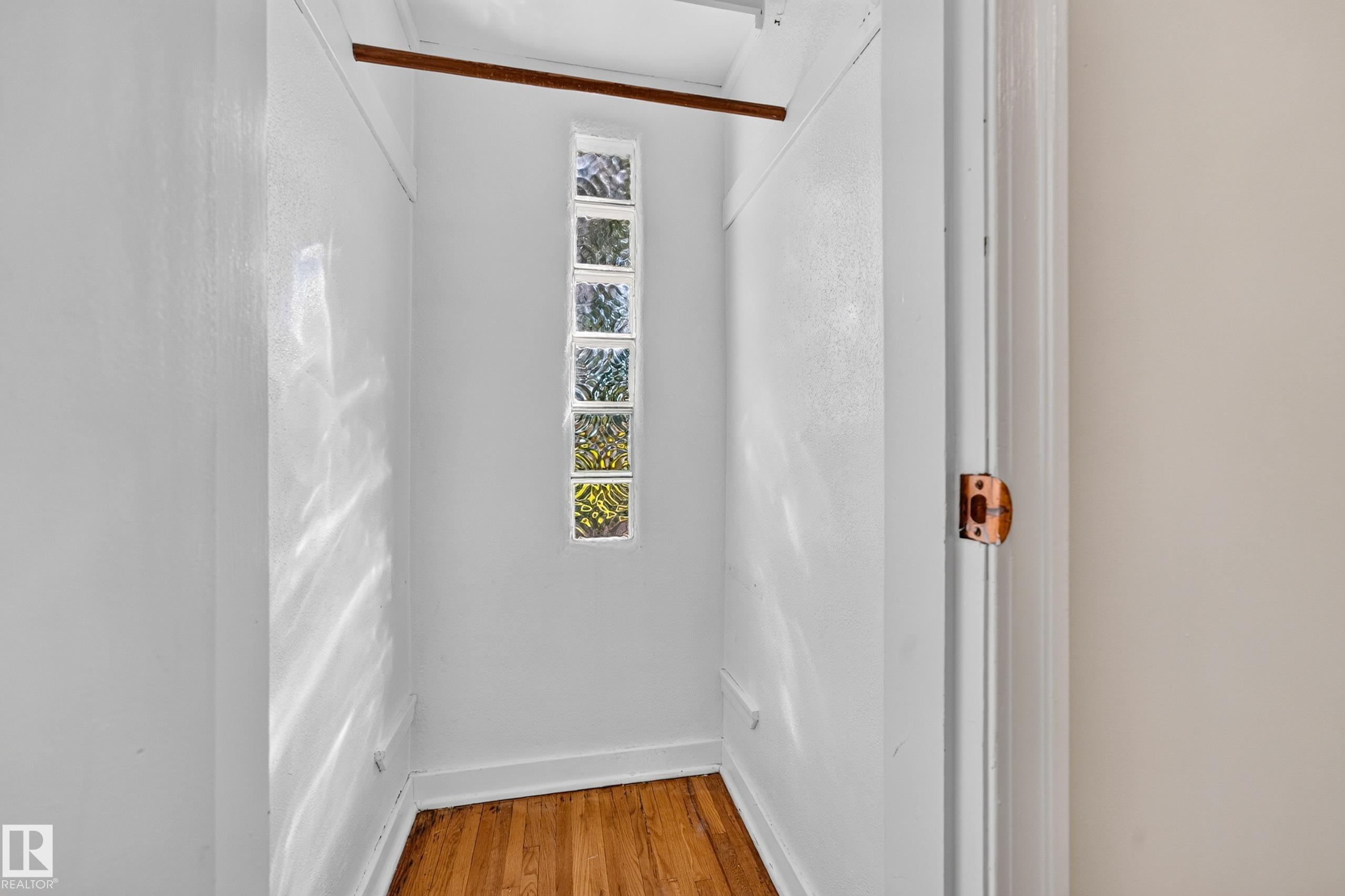 https://zimg.paragon.ice.com/ParagonImages/Property/PM/RAE/225410602/21/0/0/41df9e272523915cc1b7fac47410e763/1/514fbc124058ace6385fb24dfcf2e254/225410602-01fe07e4-7136-4149-b358-924e507e7edf.JPG