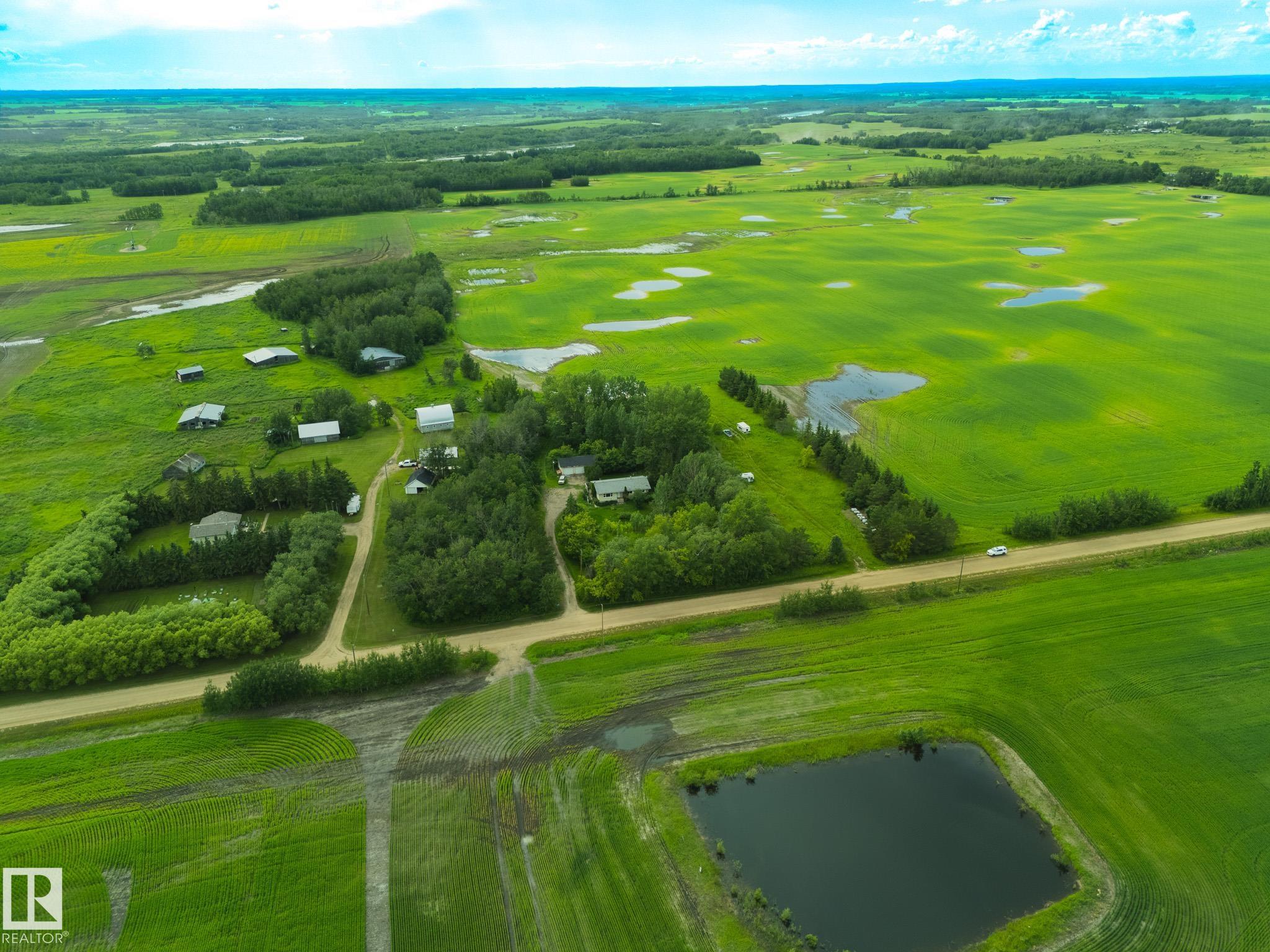 Photo 15 at 57518 Rge Road 213, None, Rural Sturgeon County