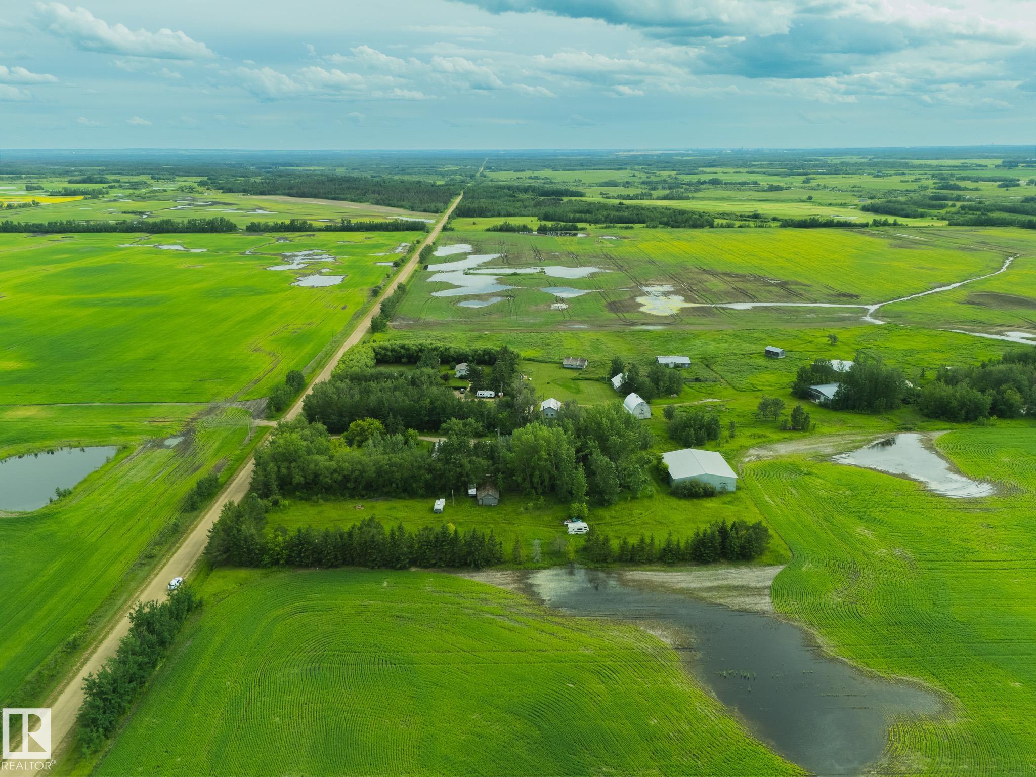 Photo 18 at 57518 Rge Road 213, None, Rural Sturgeon County