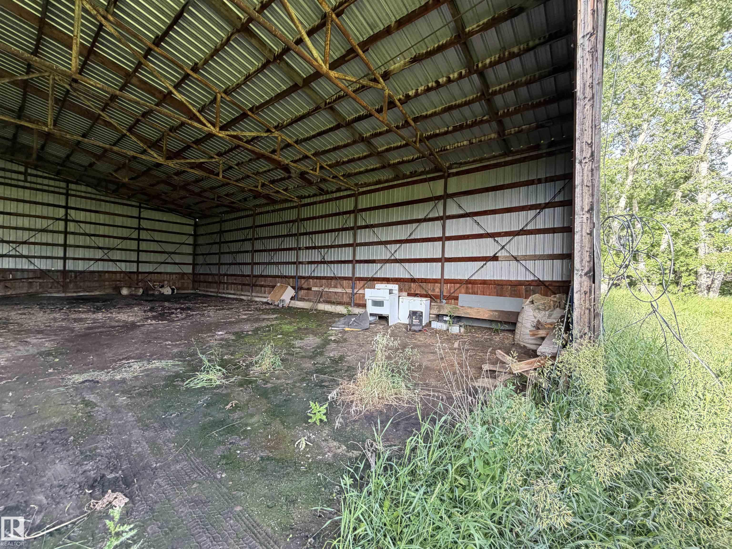 Photo 23 at 57518 Rge Road 213, None, Rural Sturgeon County