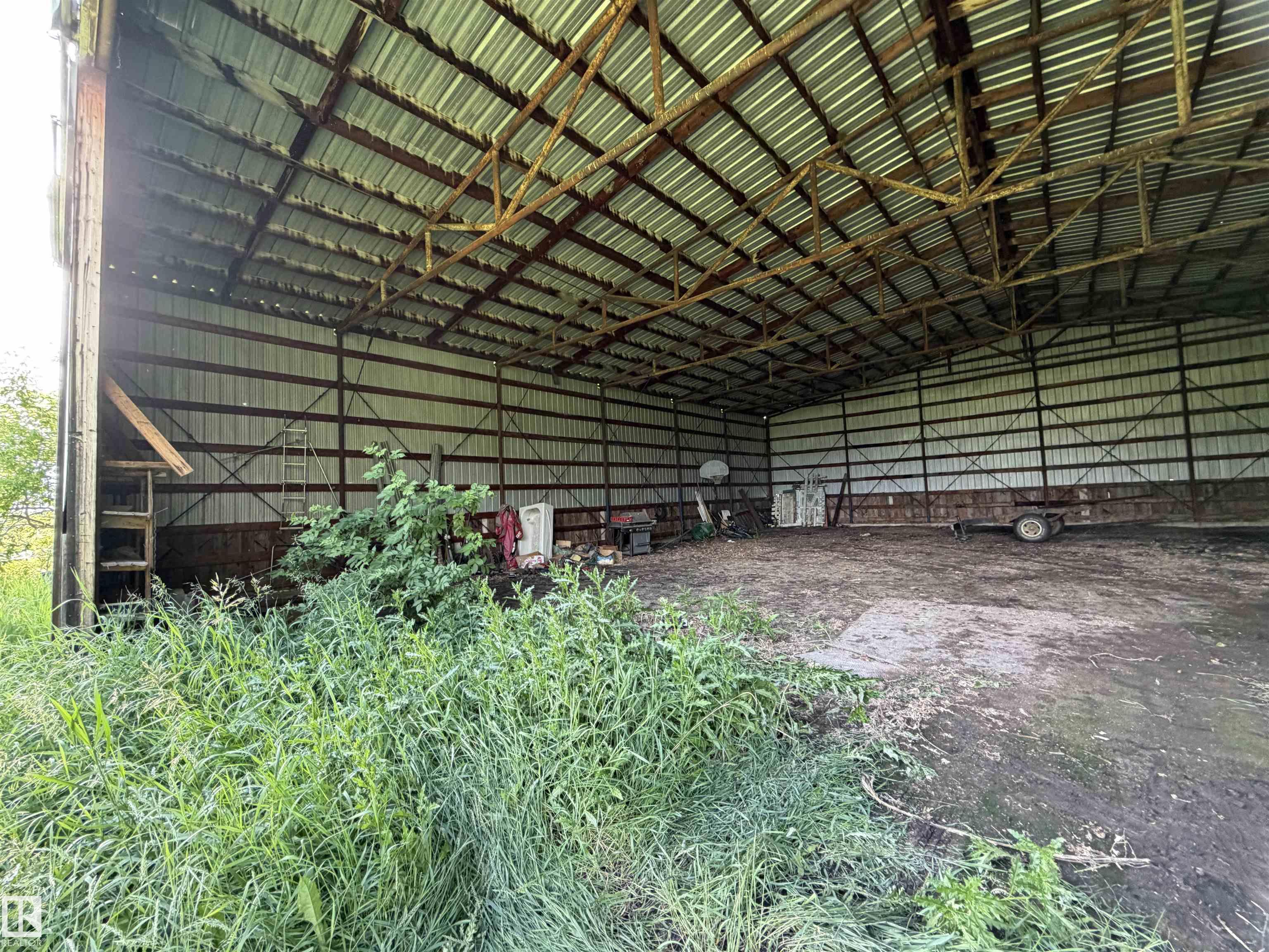 Photo 24 at 57518 Rge Road 213, None, Rural Sturgeon County