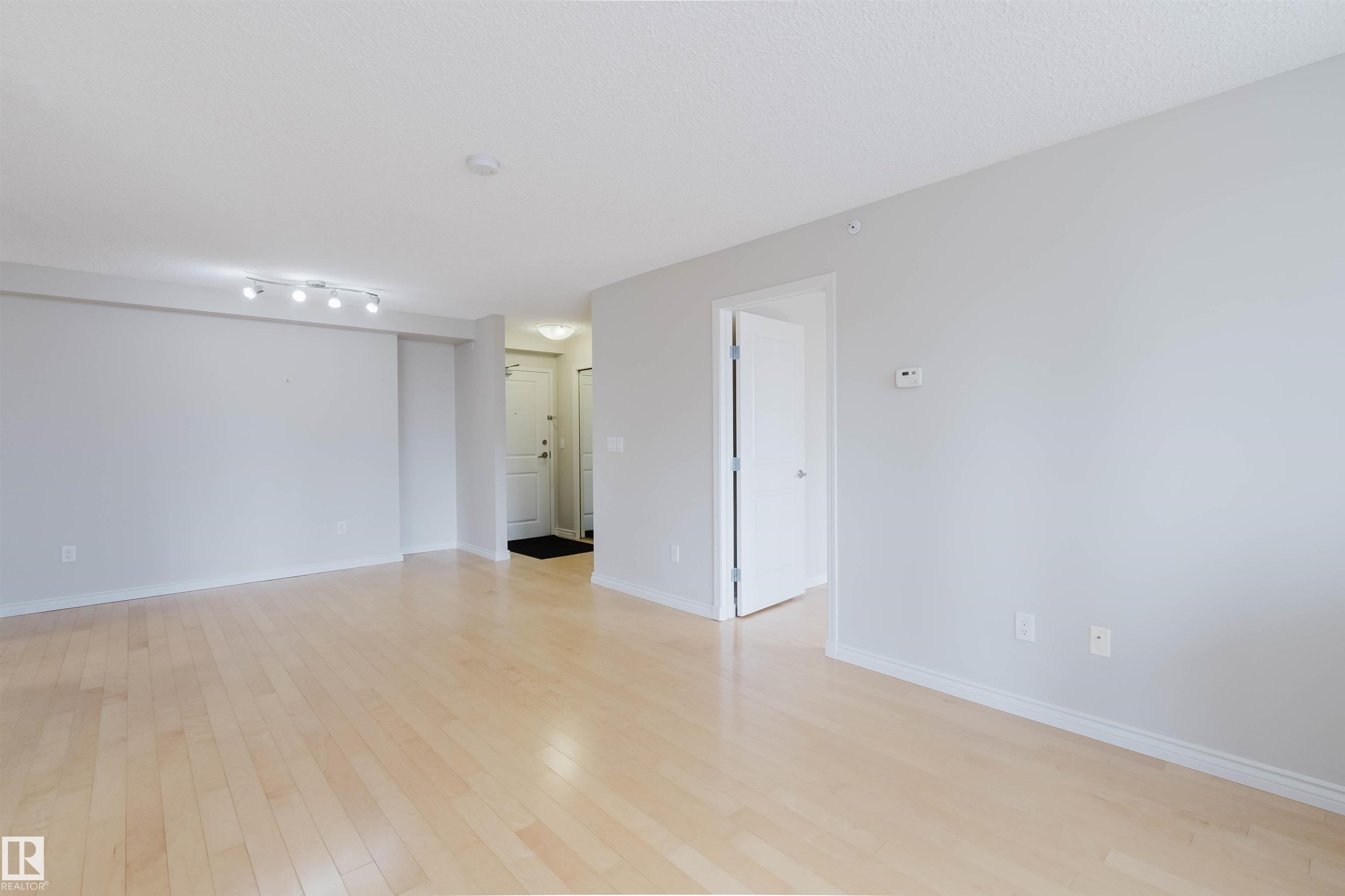 Photo 11 at 608 - 10303 105 Street NW, Downtown, Edmonton