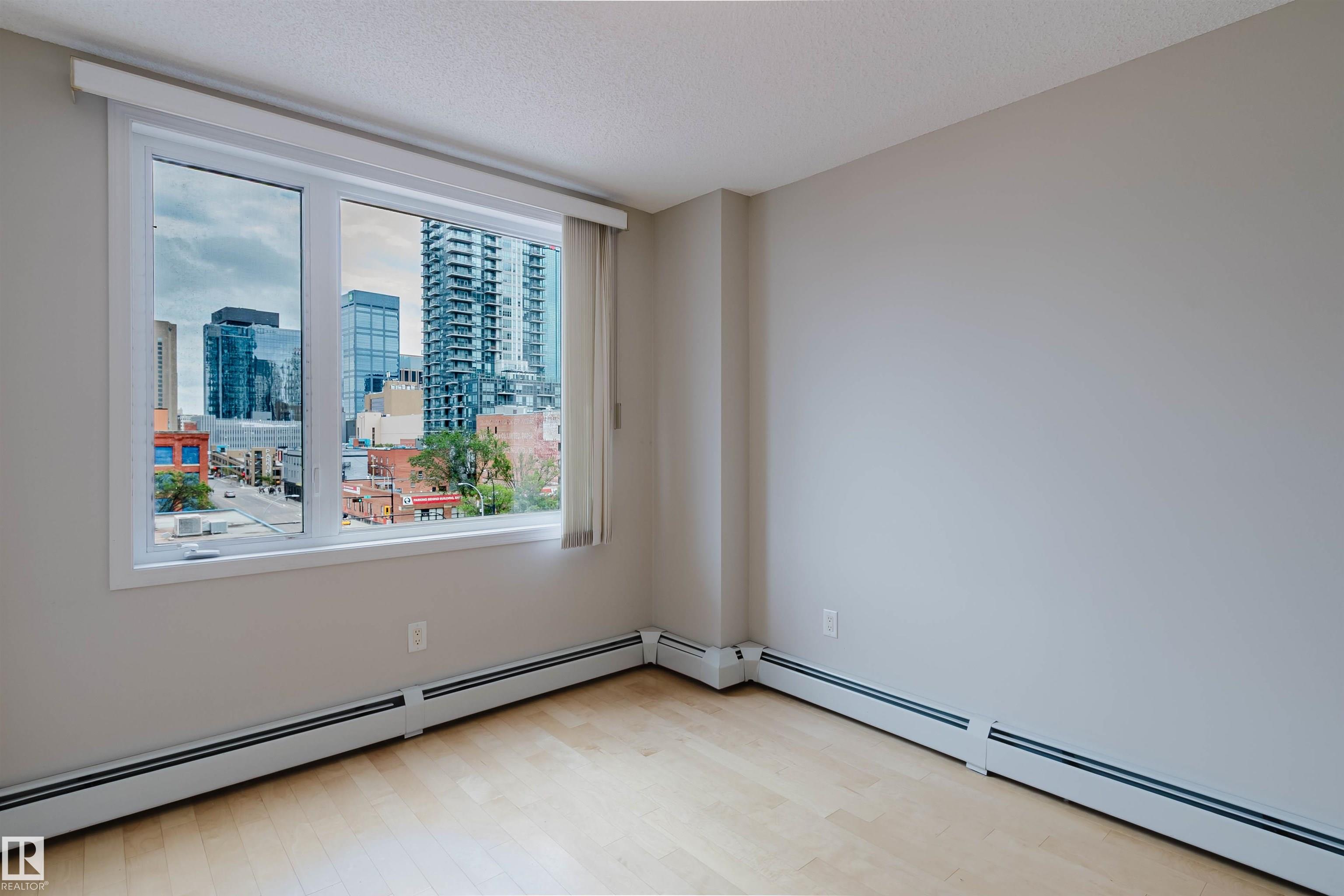 https://zimg.paragon.ice.com/ParagonImages/Property/PM/RAE/225410621/22/0/0/1bdacf1a1cac6ec91cf54c4ad091dd11/1/7dc93c3d2f67d04ce0fcc22c92de75f6/225410621-2a8d0dcd-d057-4b01-b2eb-2b0b3f3cea5c.JPG