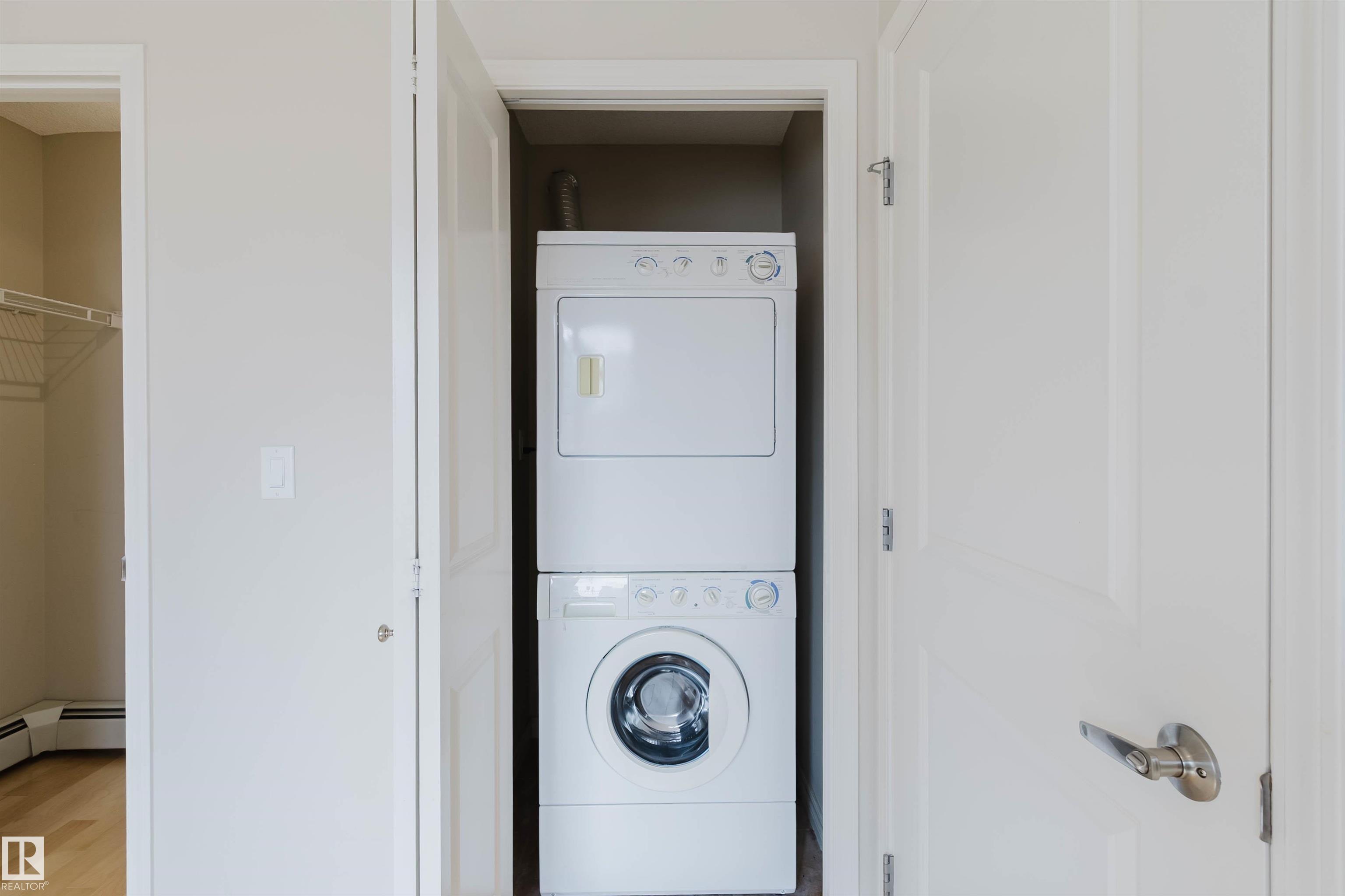 https://zimg.paragon.ice.com/ParagonImages/Property/PM/RAE/225410621/24/0/0/e8479bb6ac392d84fec9664810a21727/1/7dc93c3d2f67d04ce0fcc22c92de75f6/225410621-78e4b01d-ec2c-49b7-8619-1a7762991681.JPG