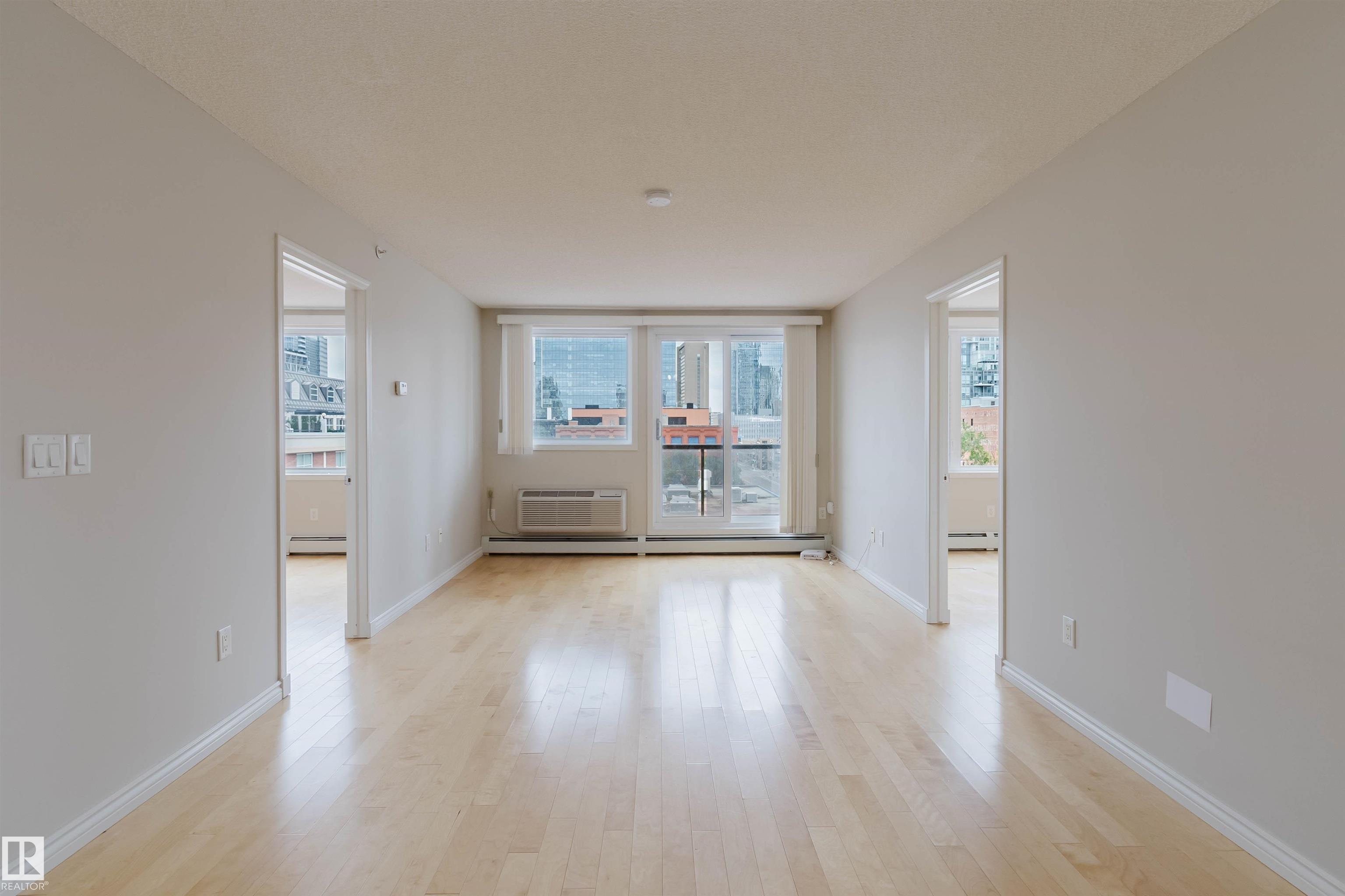 https://zimg.paragon.ice.com/ParagonImages/Property/PM/RAE/225410621/7/0/0/7fa4098794781a049192437bef01d101/1/7dc93c3d2f67d04ce0fcc22c92de75f6/225410621-e16d2859-cf13-458a-8476-0afb9afc2fc0.JPG