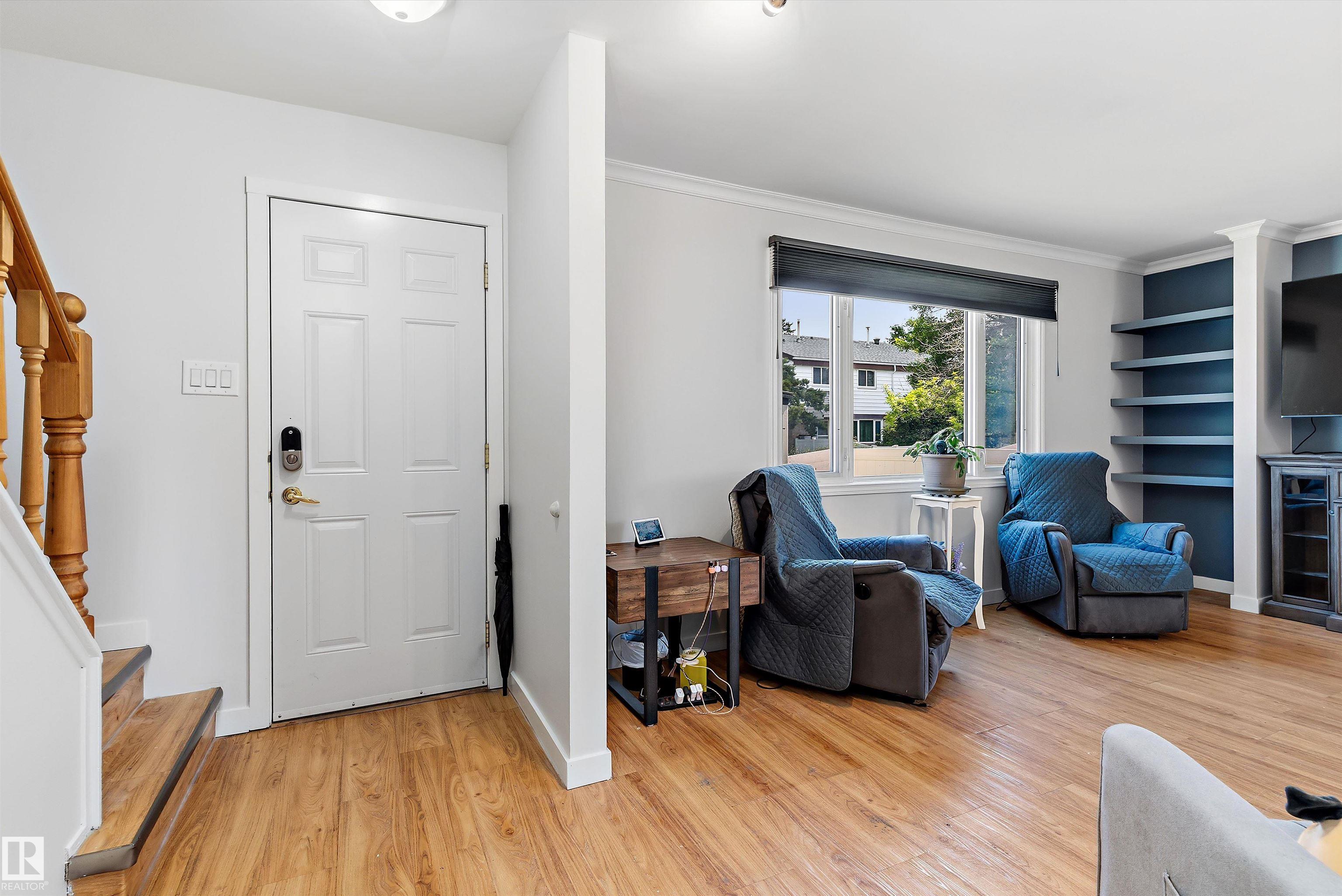 14F Twin Terrace NW, Tweddle Place, Edmonton