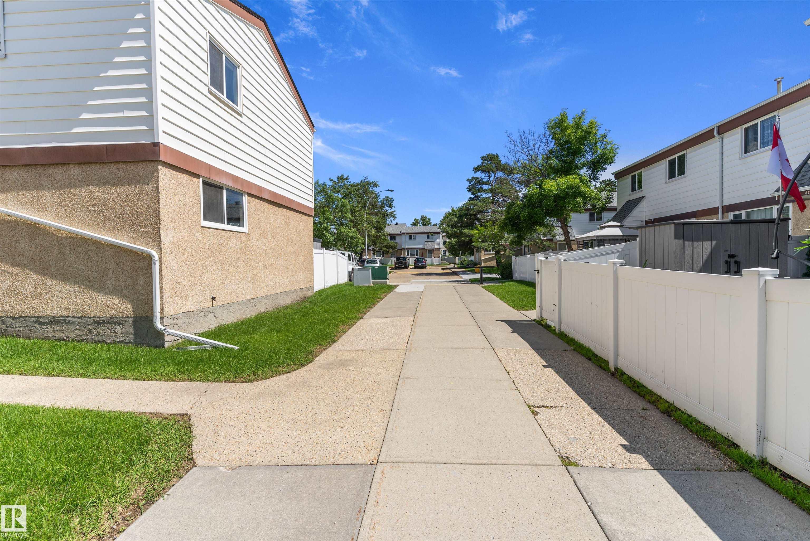 Photo 28 at 14F Twin Terrace NW, Tweddle Place, Edmonton