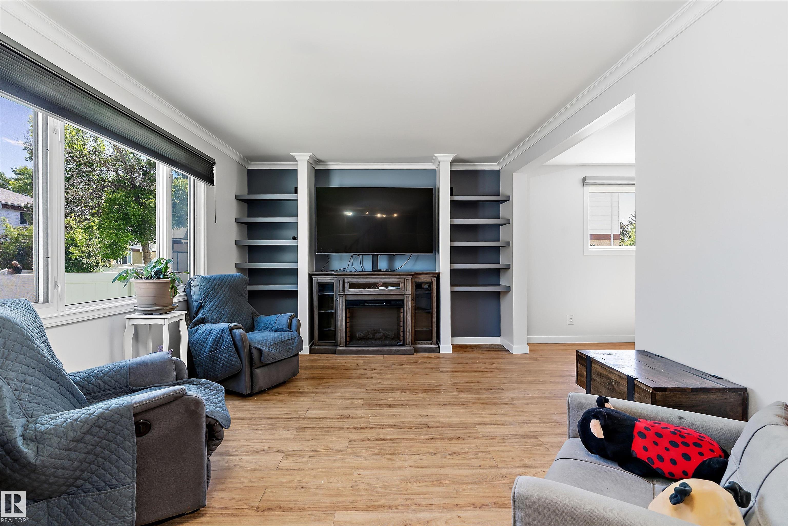 14F Twin Terrace NW, Tweddle Place, Edmonton