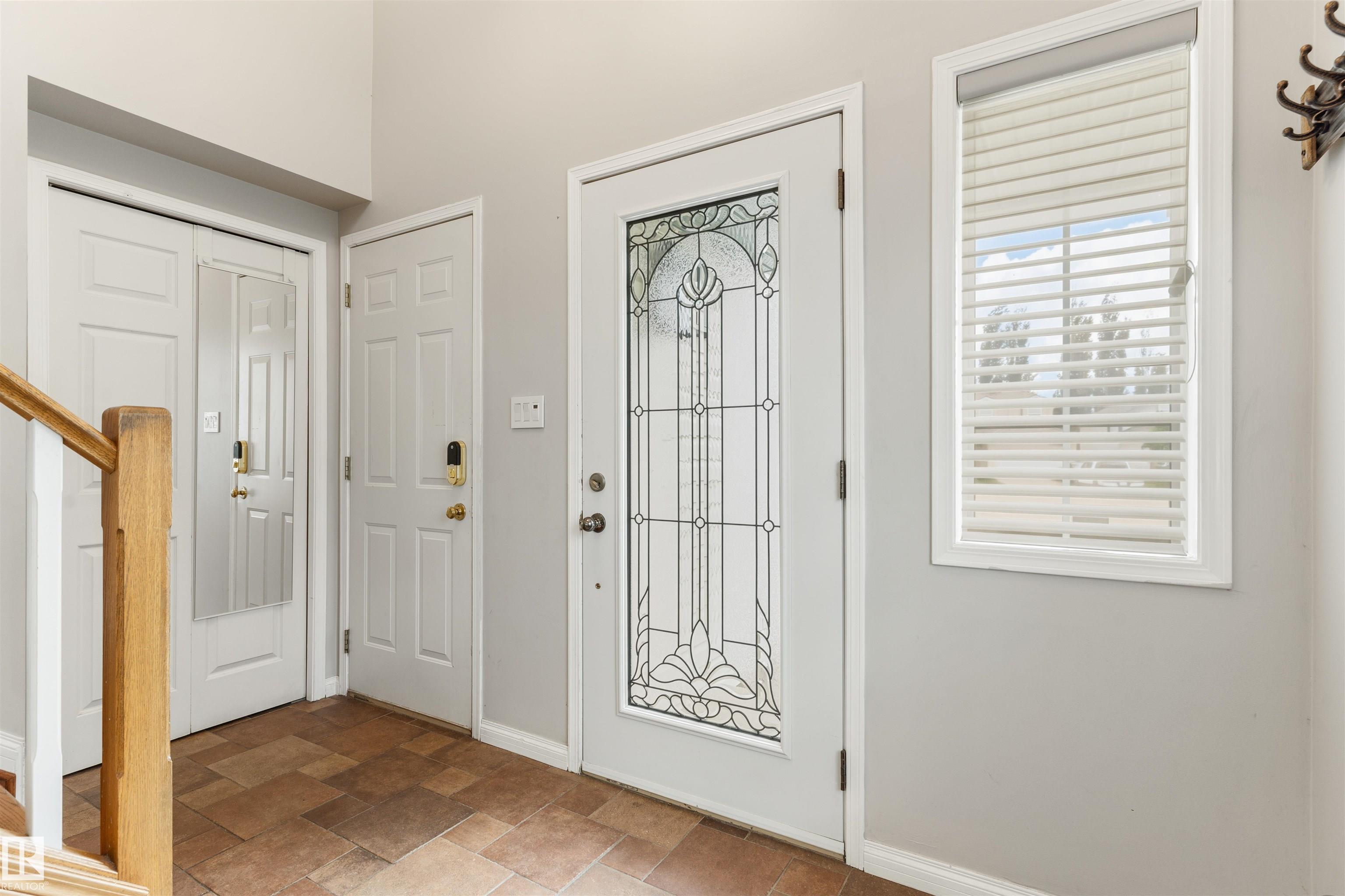 Picture for 421 BLACKBURN DR E SW