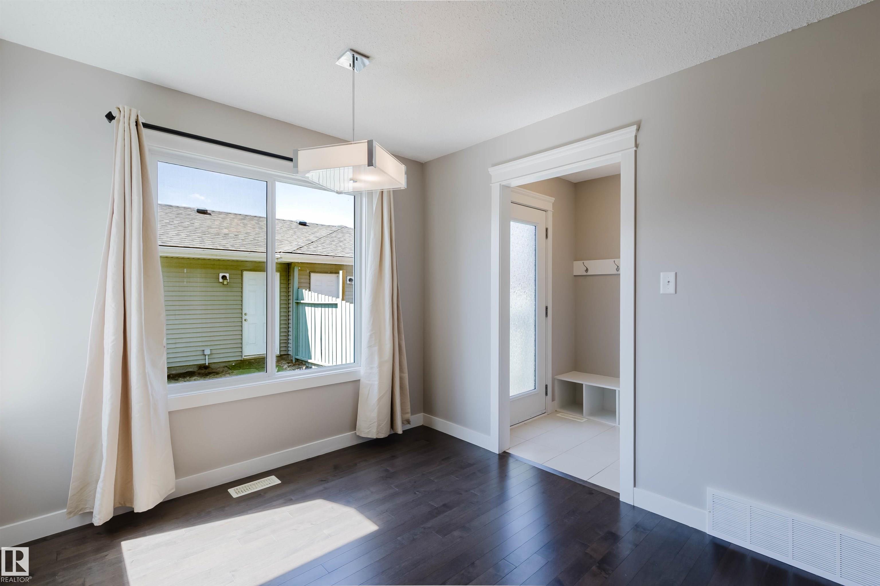 Photo 17 at 2472 Glenridding Boulevard SW, Glenridding Heights, Edmonton