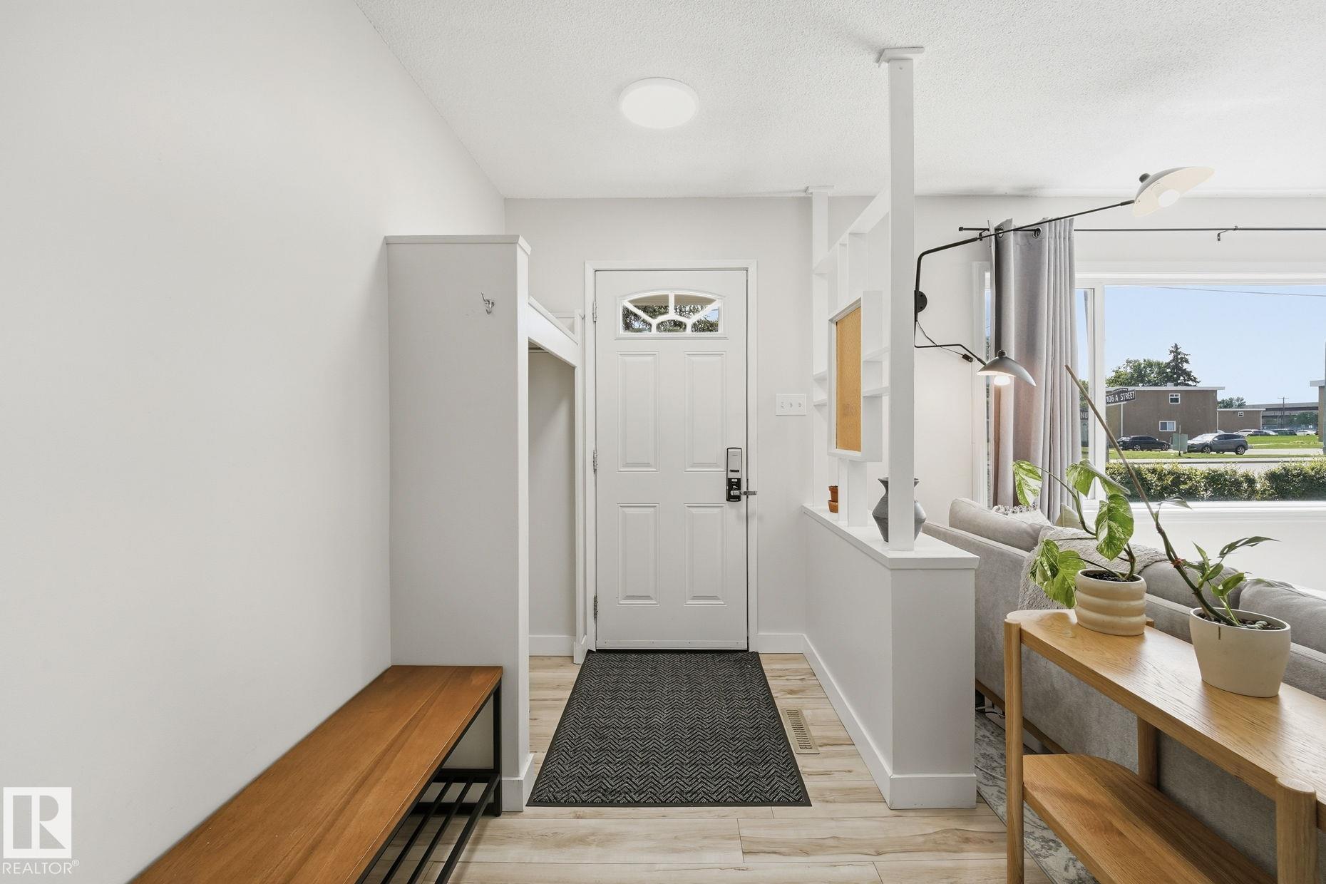 Picture for 10622 51 AV NW