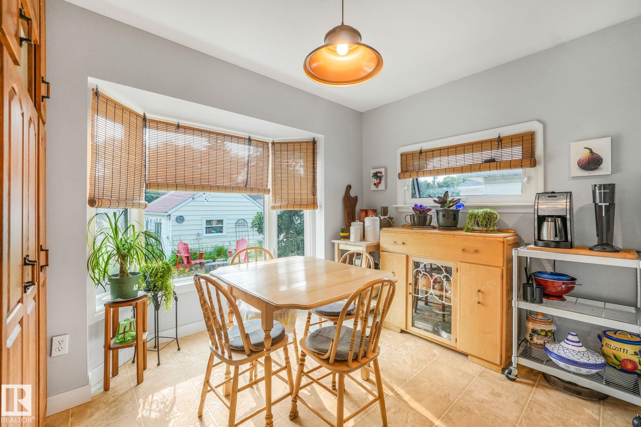 Photo 19 at 11422 70 Street NW, Bellevue, Edmonton