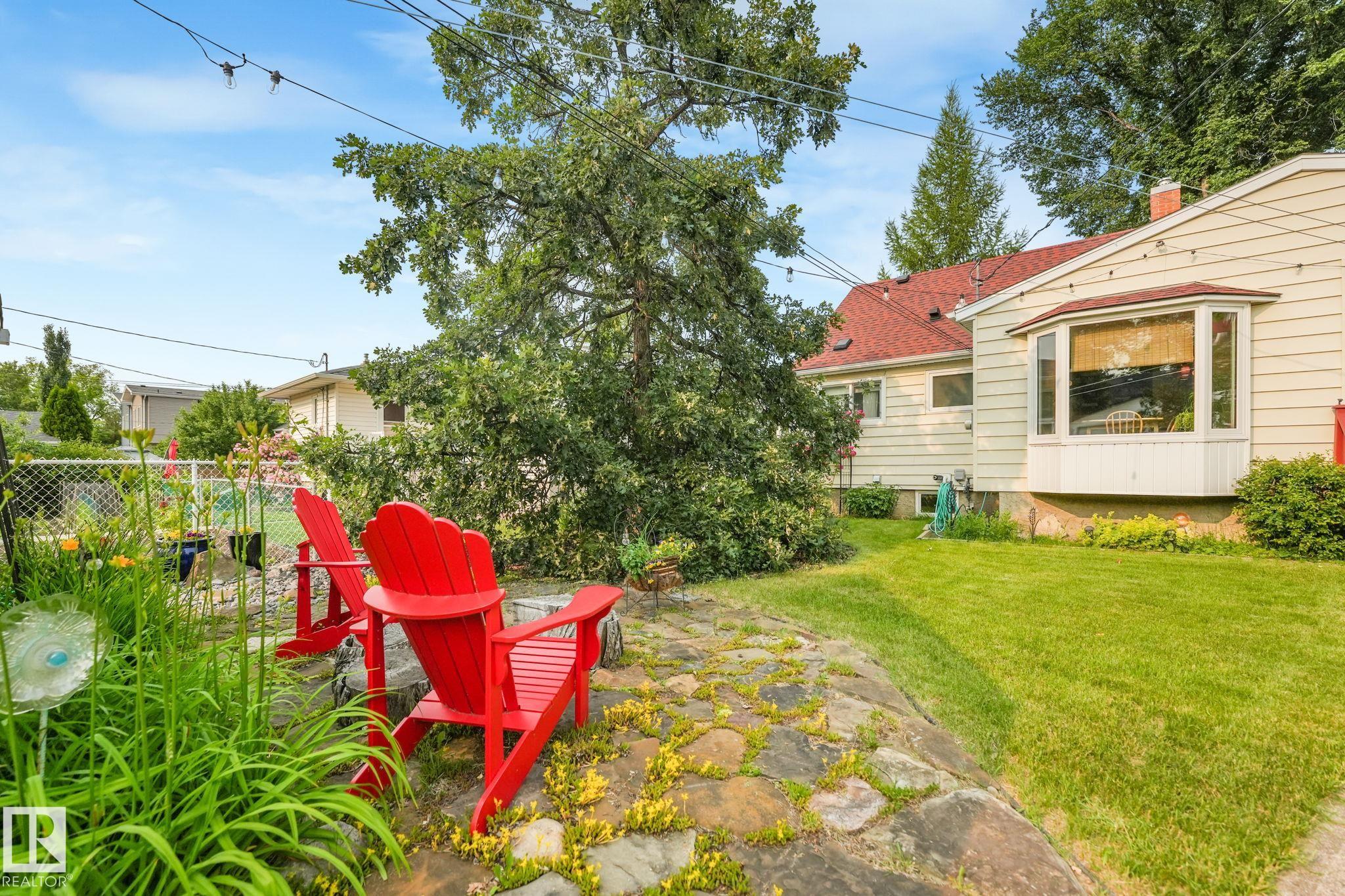 Photo 39 at 11422 70 Street NW, Bellevue, Edmonton
