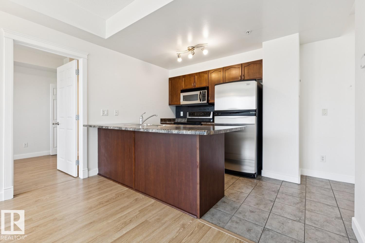 https://zimg.paragon.ice.com/ParagonImages/Property/PM/RAE/225410681/9/0/0/ae33ec43e07e8b59042dfde7b361e429/1/53cccfd8402e2132840dac4cb2d61145/225410681-3671696e-f8fc-4b0a-a4bf-08a8440f9d0f.JPG
