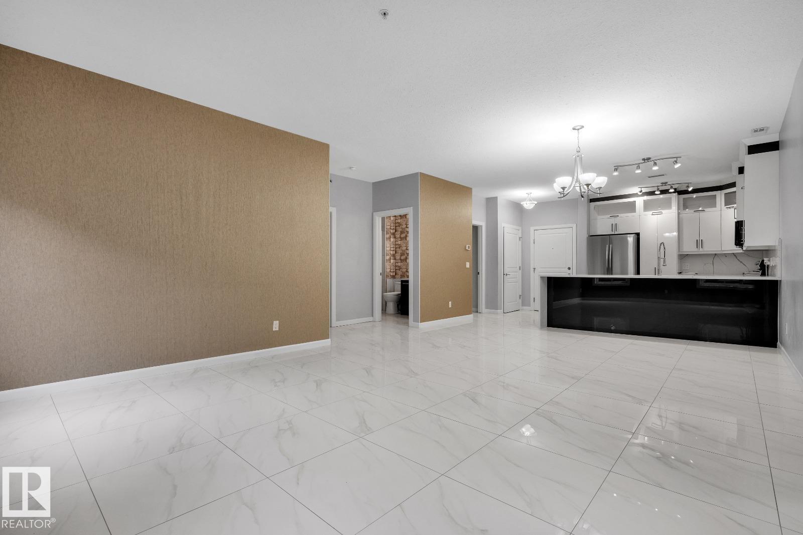 https://zimg.paragon.ice.com/ParagonImages/Property/PM/RAE/225410685/23/0/0/9350af7a7d6d730635d4f1a9d66bfdaf/1/d9f5a49ac9102db030fc3820eee06e3e/225410685-f108be93-7cd9-4bf2-972d-b6afe310aaf2.JPG