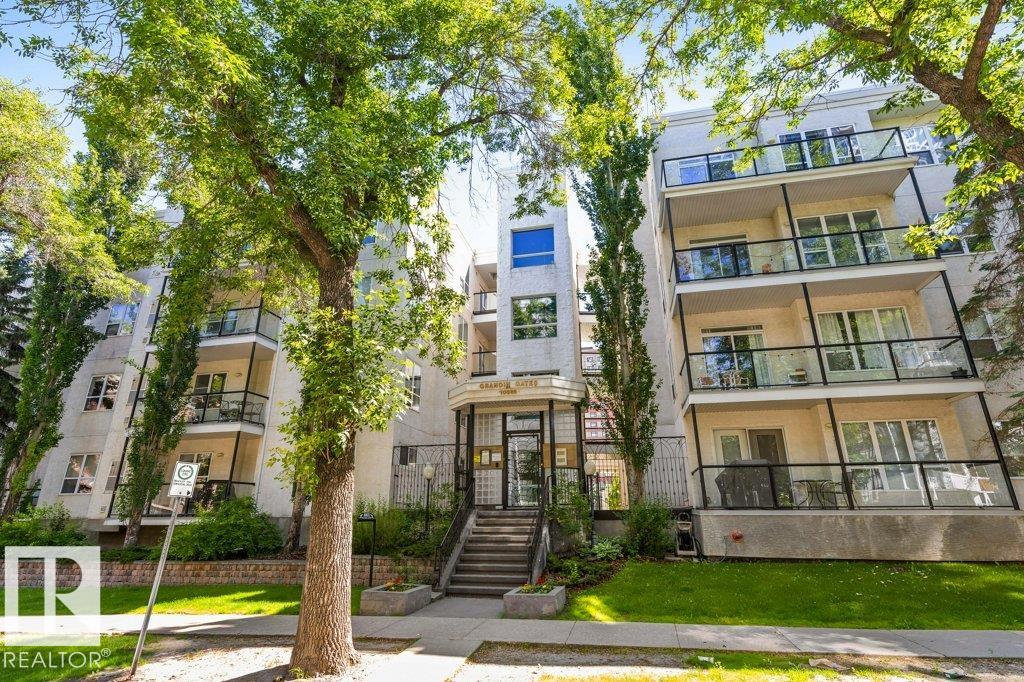 202 - 10033 110 Street NW, Wîhkwêntôwin, Edmonton