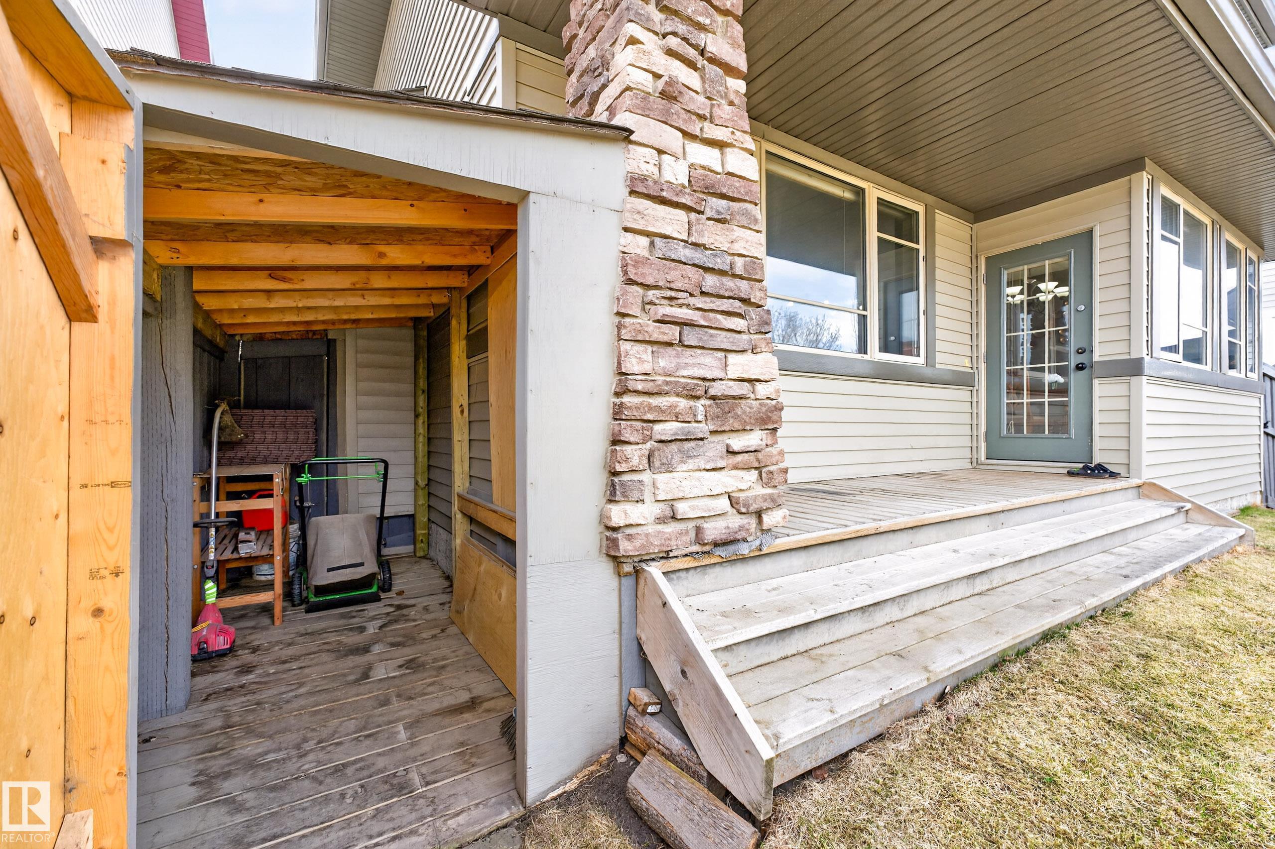 https://zimg.paragon.ice.com/ParagonImages/Property/PM/RAE/225410713/17/0/0/d1c9484053da809c31fc44bb697a1a46/1/700280ba867a8169a8e1c6e56e5d47fc/225410713-510e06f6-aaac-4b6e-b71a-706ded15f297.JPG