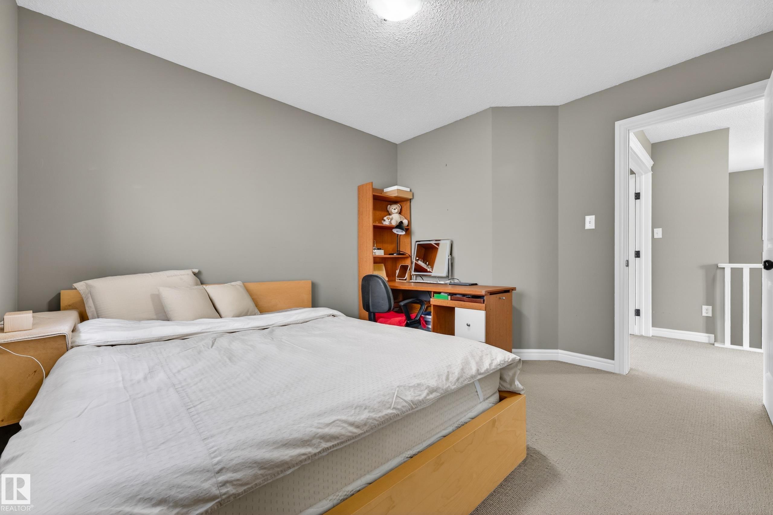 https://zimg.paragon.ice.com/ParagonImages/Property/PM/RAE/225410713/37/0/0/8edeb83ededff6b45f98d636eca49dbc/1/700280ba867a8169a8e1c6e56e5d47fc/225410713-e0324e27-44c1-46b3-b232-d9ed2947b732.JPG